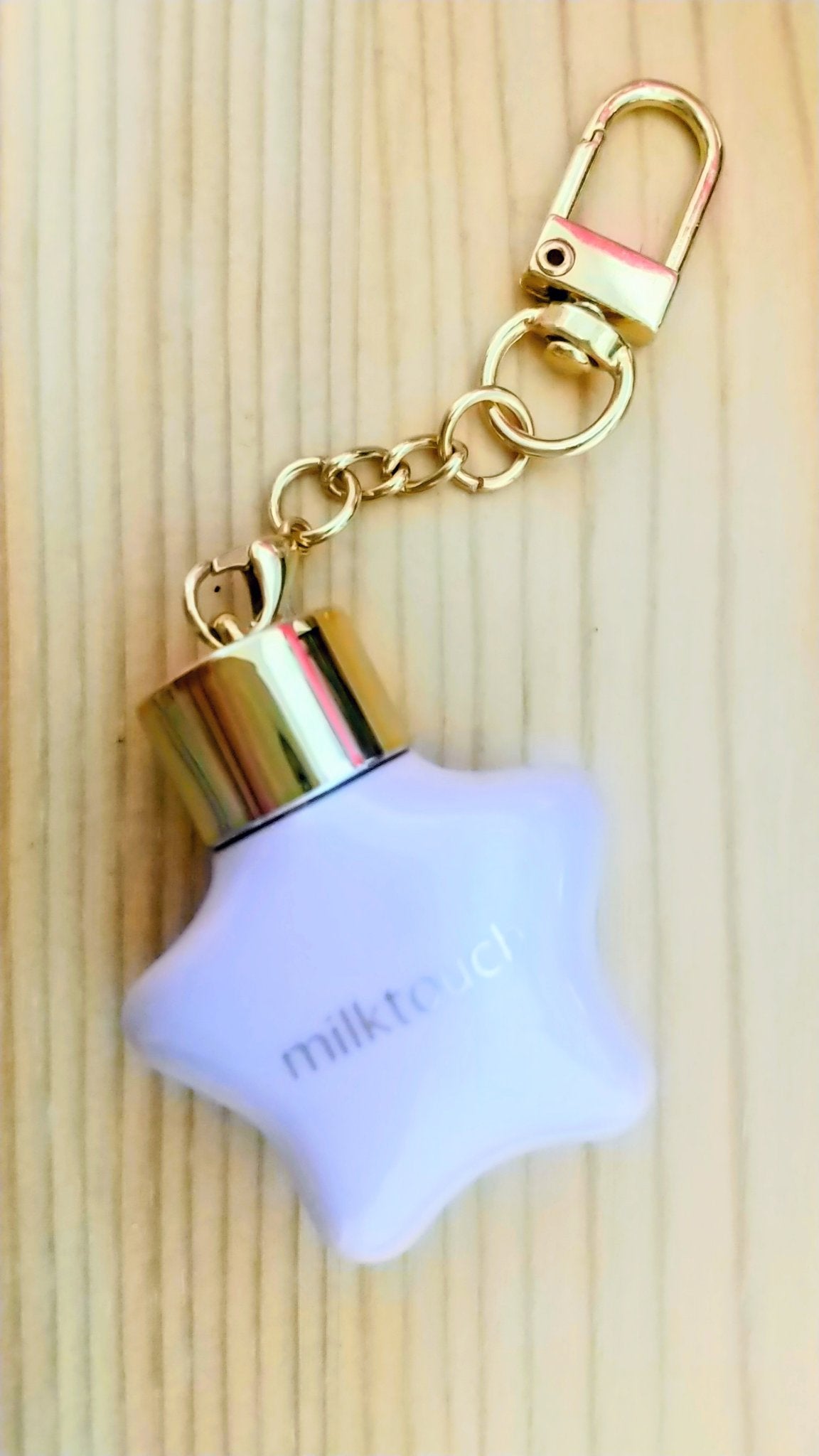 オーナメント プリズム シャイン パール グロス/Milk Touch/リップグロスを使ったクチコミ(1枚目)