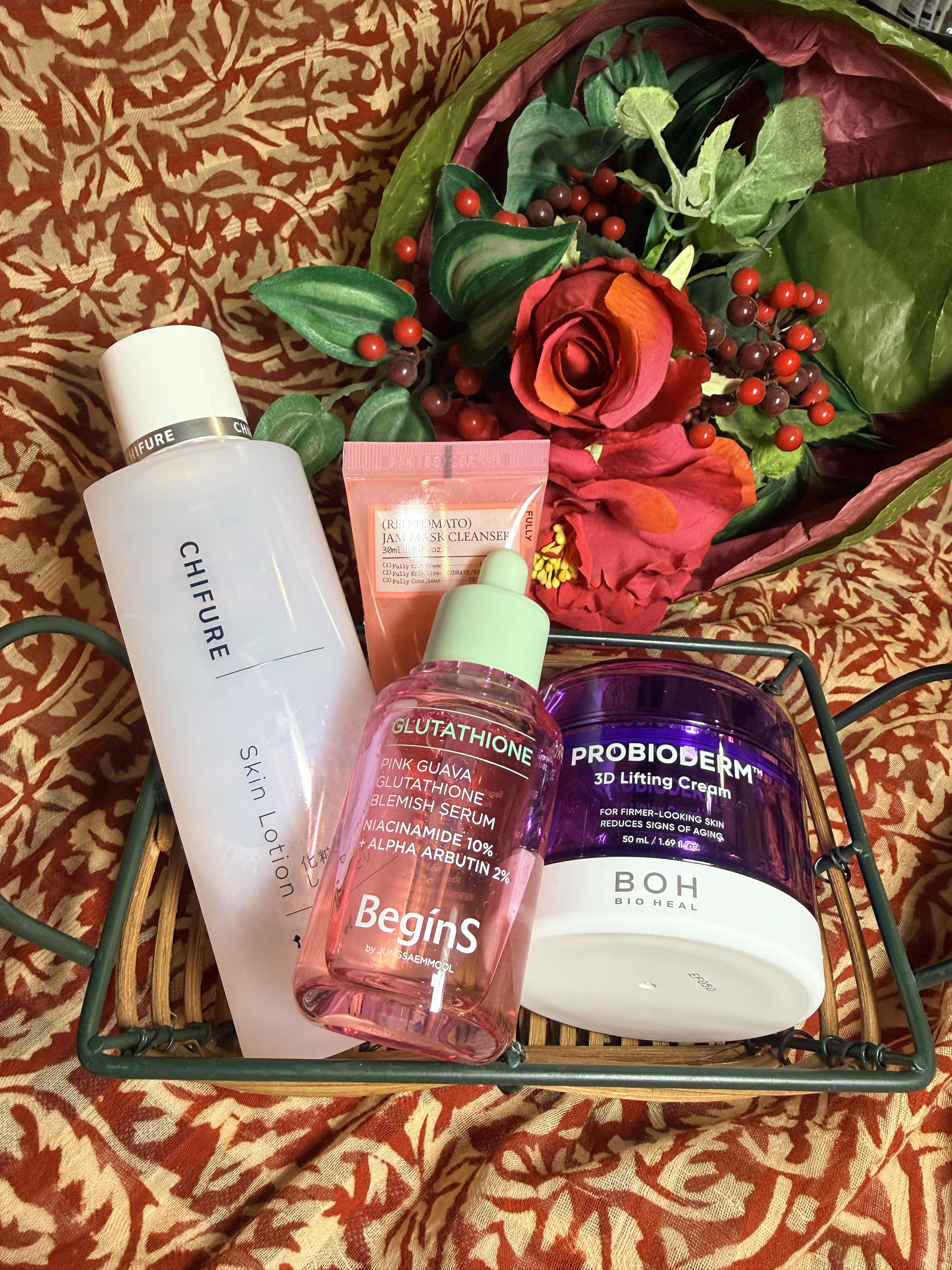 全国８人くらいのしのちビューティーファンの皆さまごきげんよう

夜はタンタン虎視眈々担々麺タンタンタンタン
一生ラッパーには向いていないわたしです

夜のスキンケアだよん

👶🏻洗顔
FULLY
レッドトマトジャムマスククレンザー

取