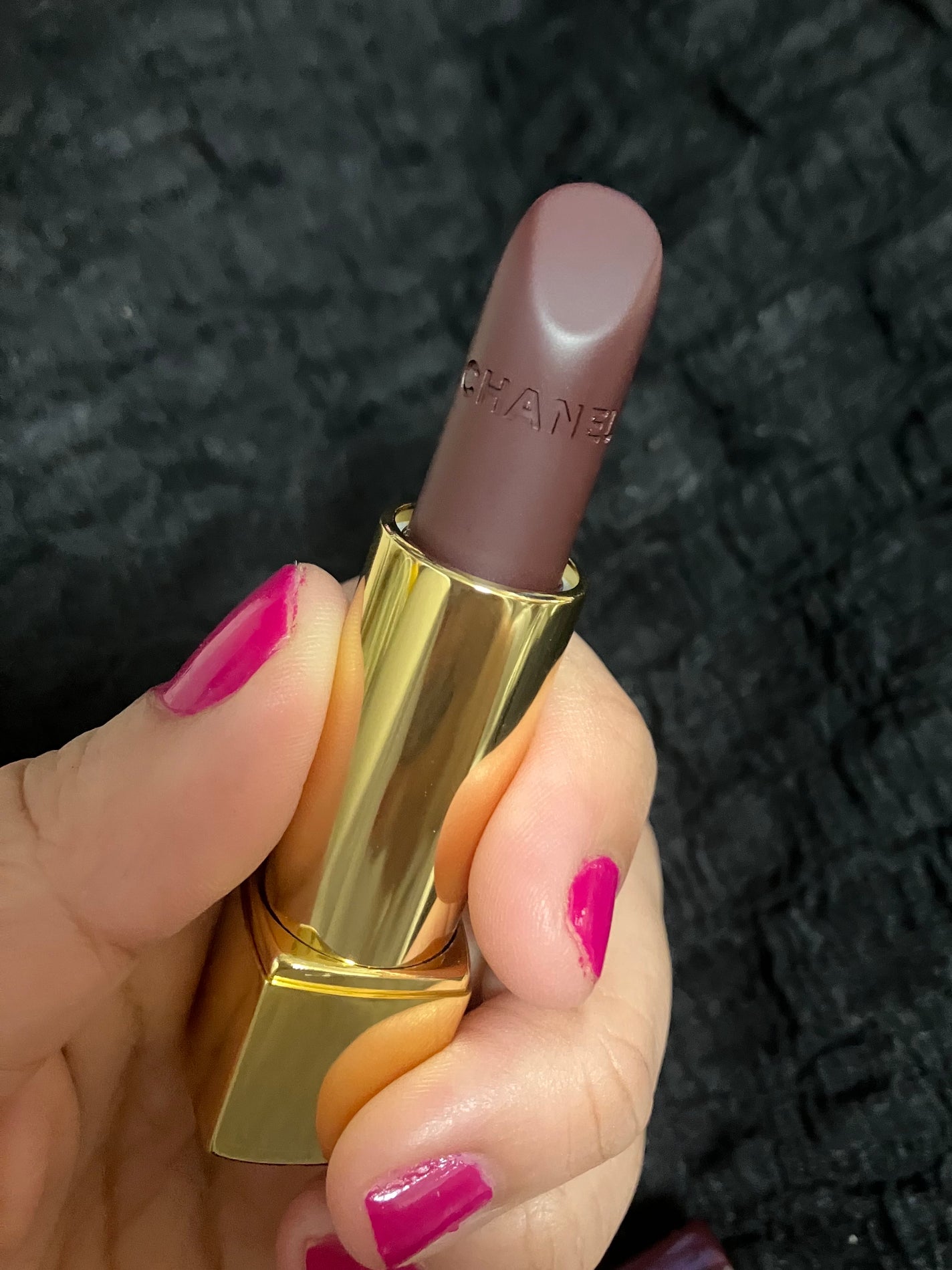 ルージュ アリュール ヴェルヴェット/CHANEL/口紅を使ったクチコミ(2枚目)