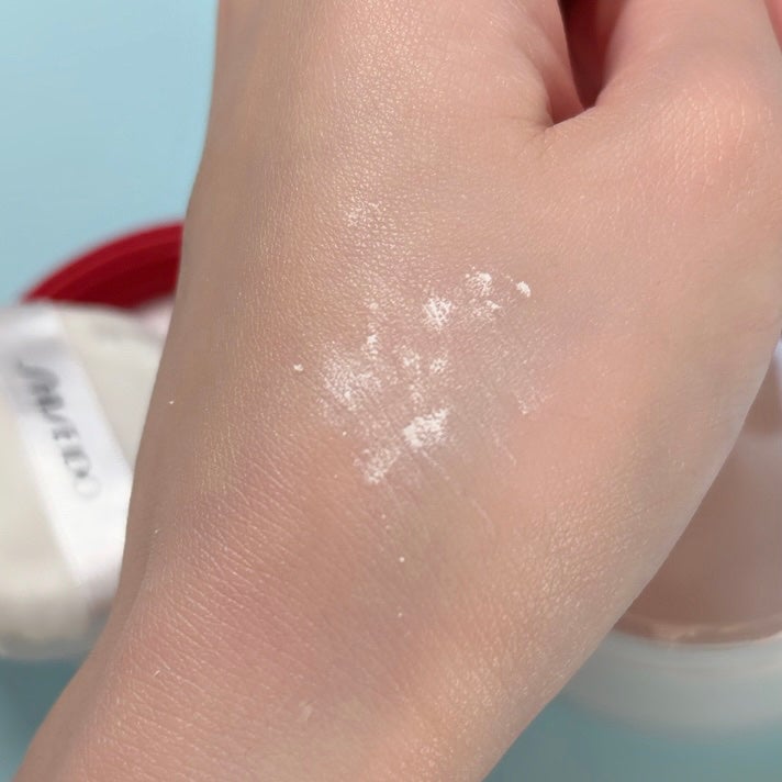 SHISEIDO エッセンス スキンセッティング パウダー/SHISEIDO/ルースパウダーを使ったクチコミ(4枚目)