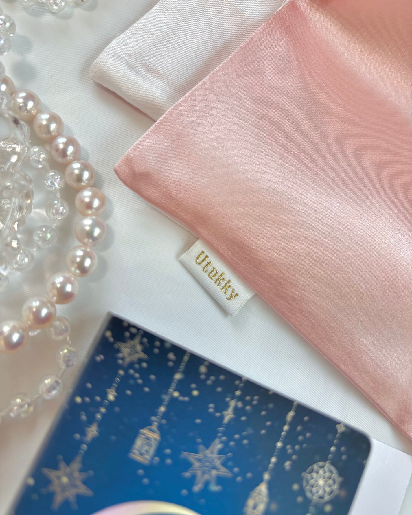 シルク枕カバー/Utukky/ヘアケアグッズを使ったクチコミ(4枚目)