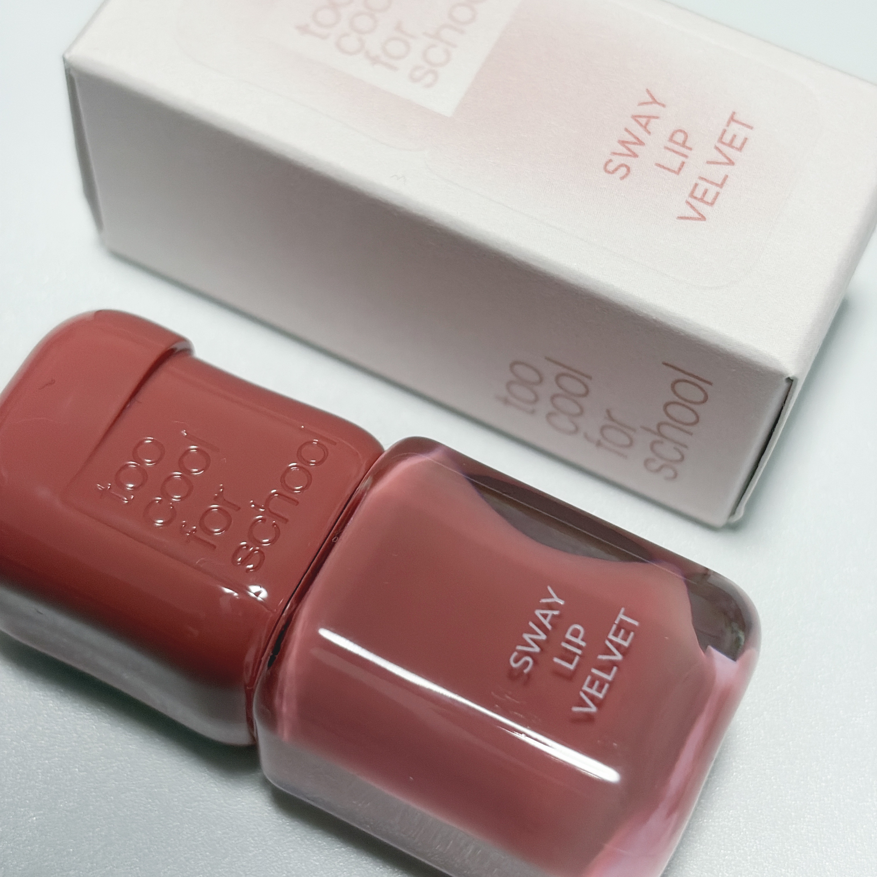 スウェイリップベルベット #07 ミューティッドチェリ/too cool for school/リップティントを使ったクチコミ（2枚目）