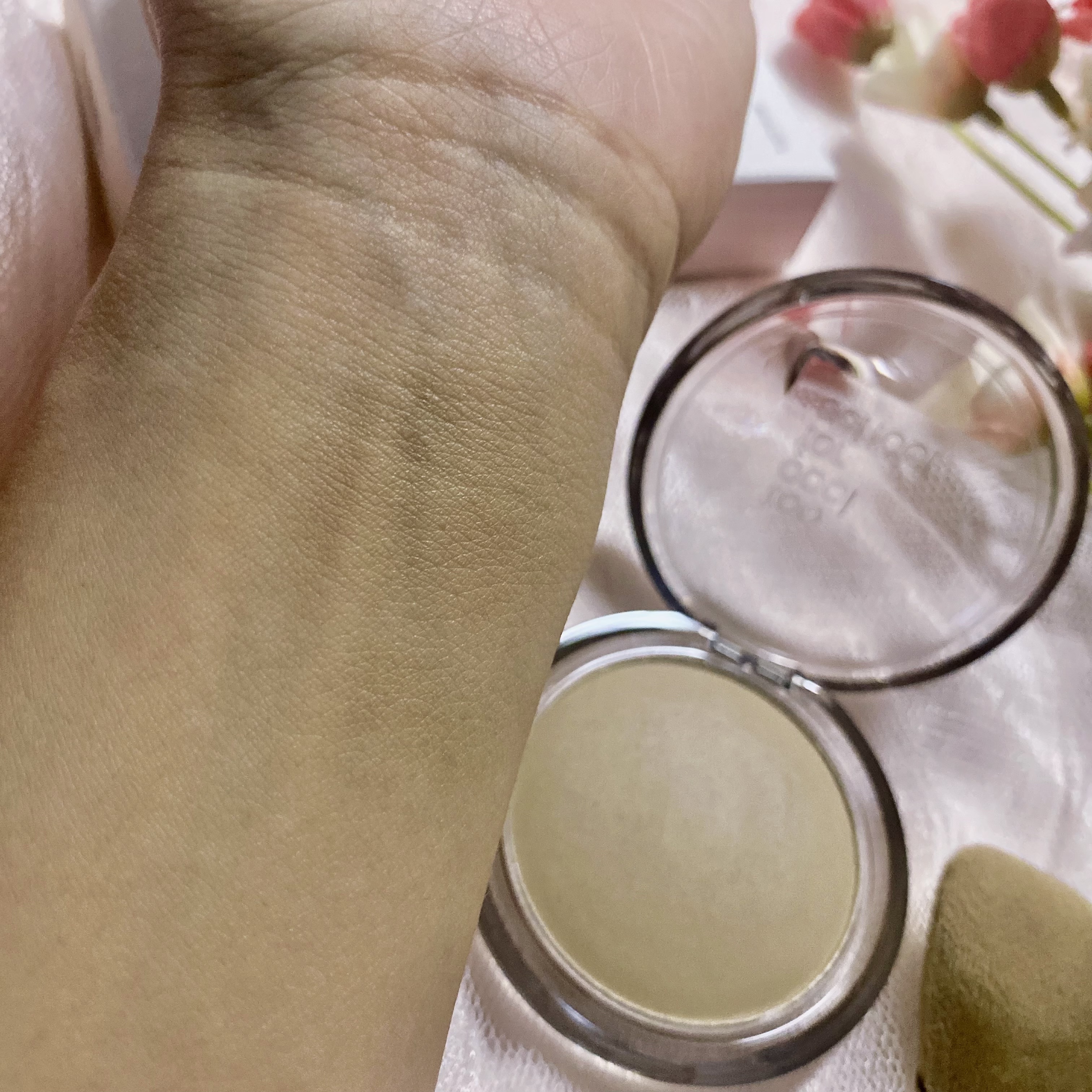 ヴェールドコントゥア/too cool for school/シェーディングを使ったクチコミ（3枚目）