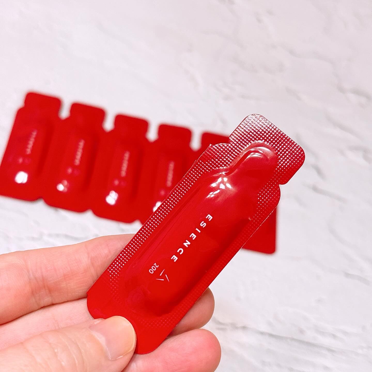 C×AZ ダーマインショット200/ESIENCE/美容液を使ったクチコミ（2枚目）