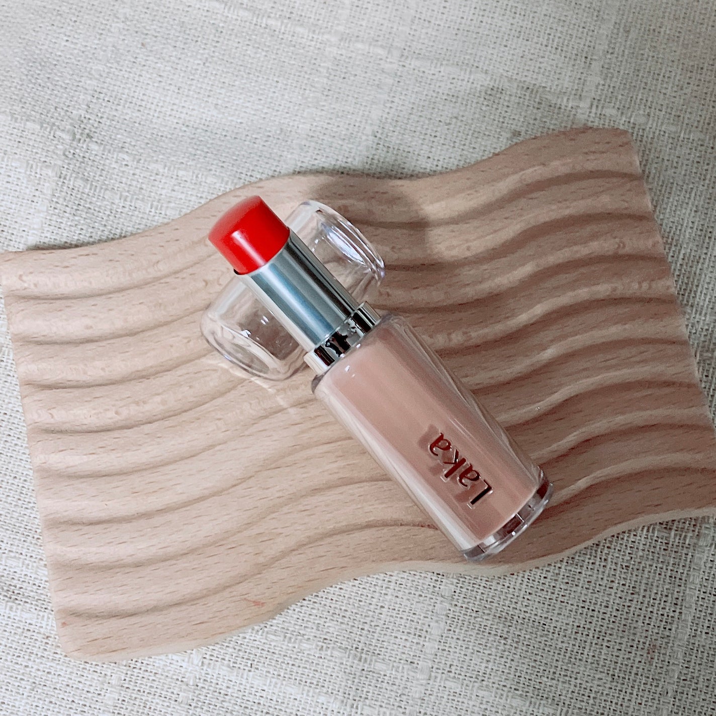 ボンディンググロウリップスティック/Laka/口紅を使ったクチコミ(2枚目)