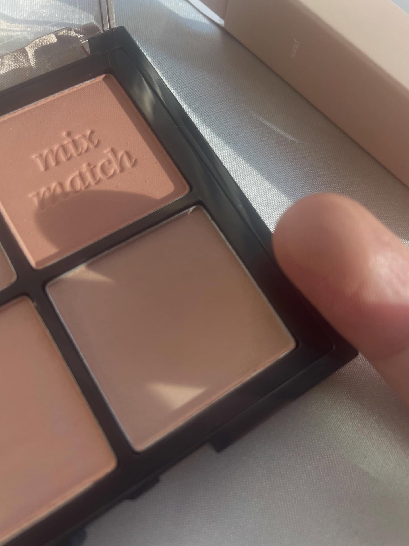 ミックスマッチチークパレット/be aube/パウダーチークを使ったクチコミ(3枚目)