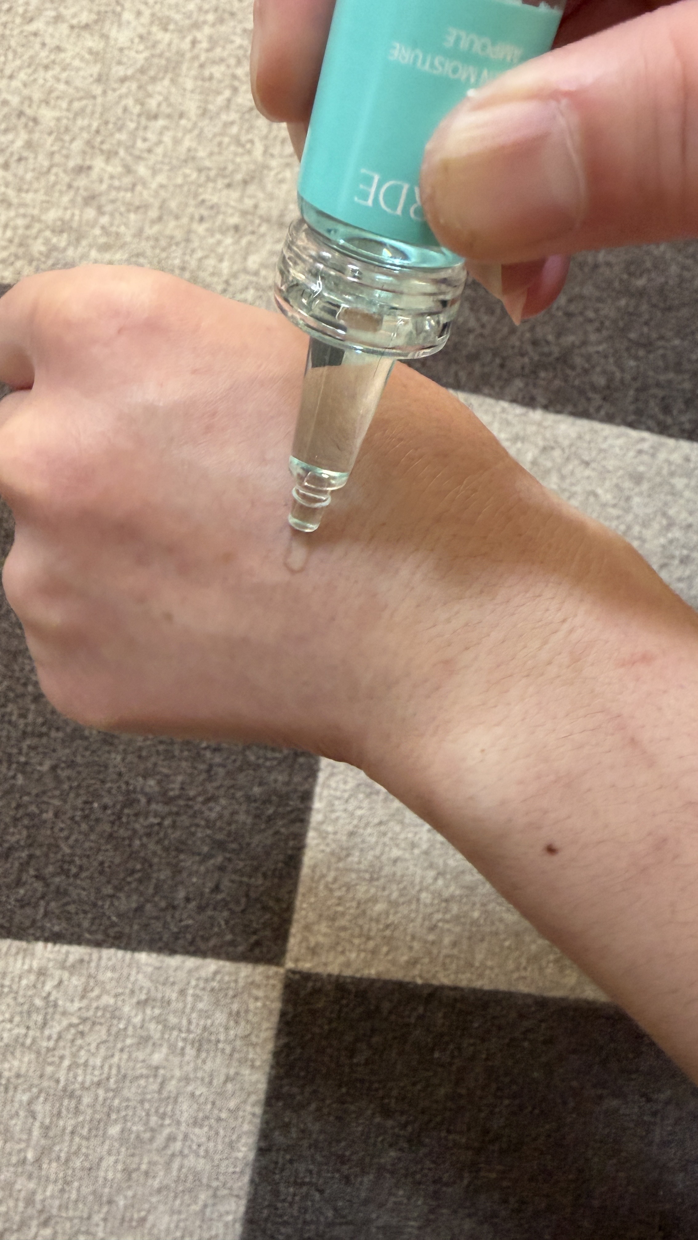 クラウドアンプル 1week キット/CHARDE/美容液を使ったクチコミ（3枚目）