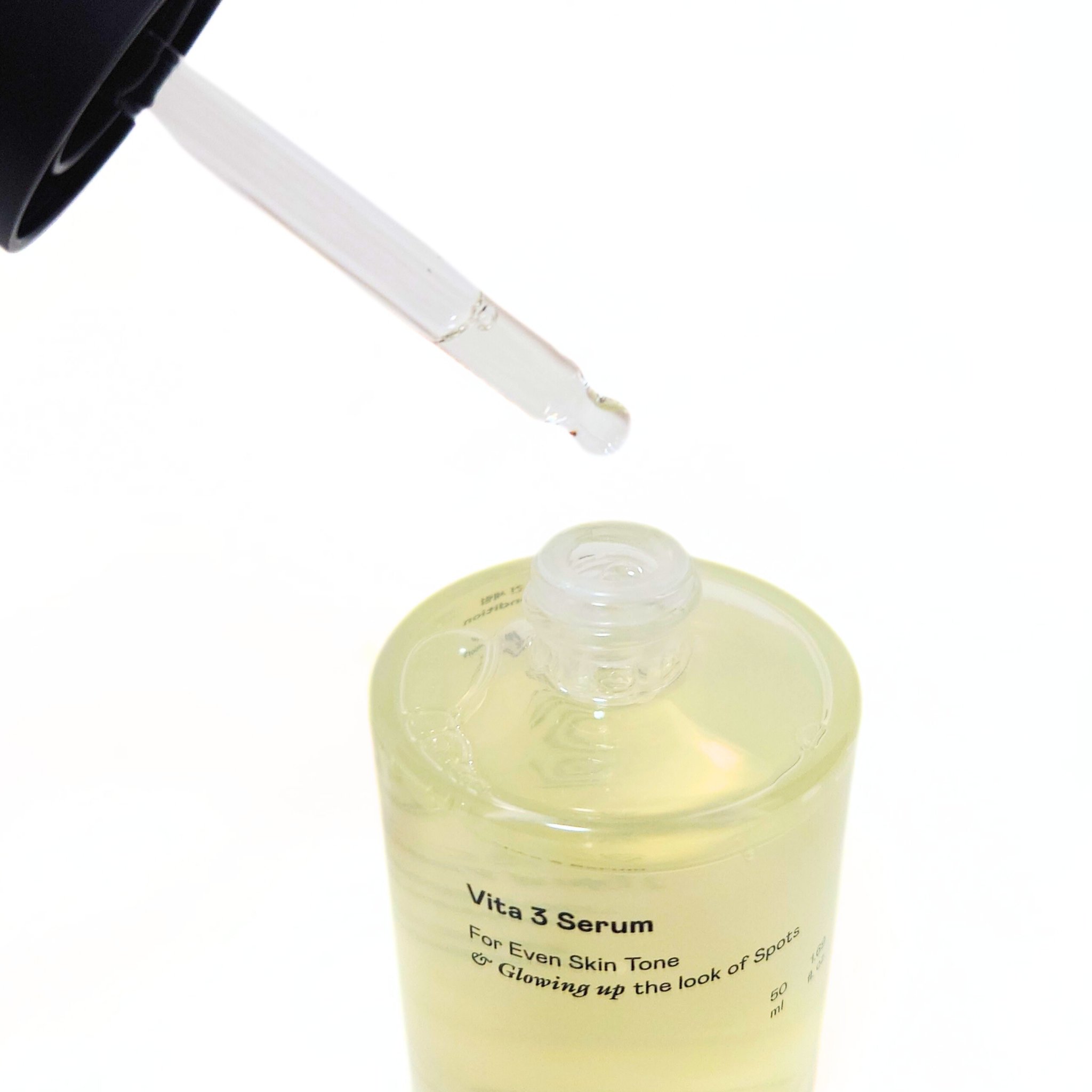 ビタ3セラム/オーズナリー/美容液を使ったクチコミ（2枚目）