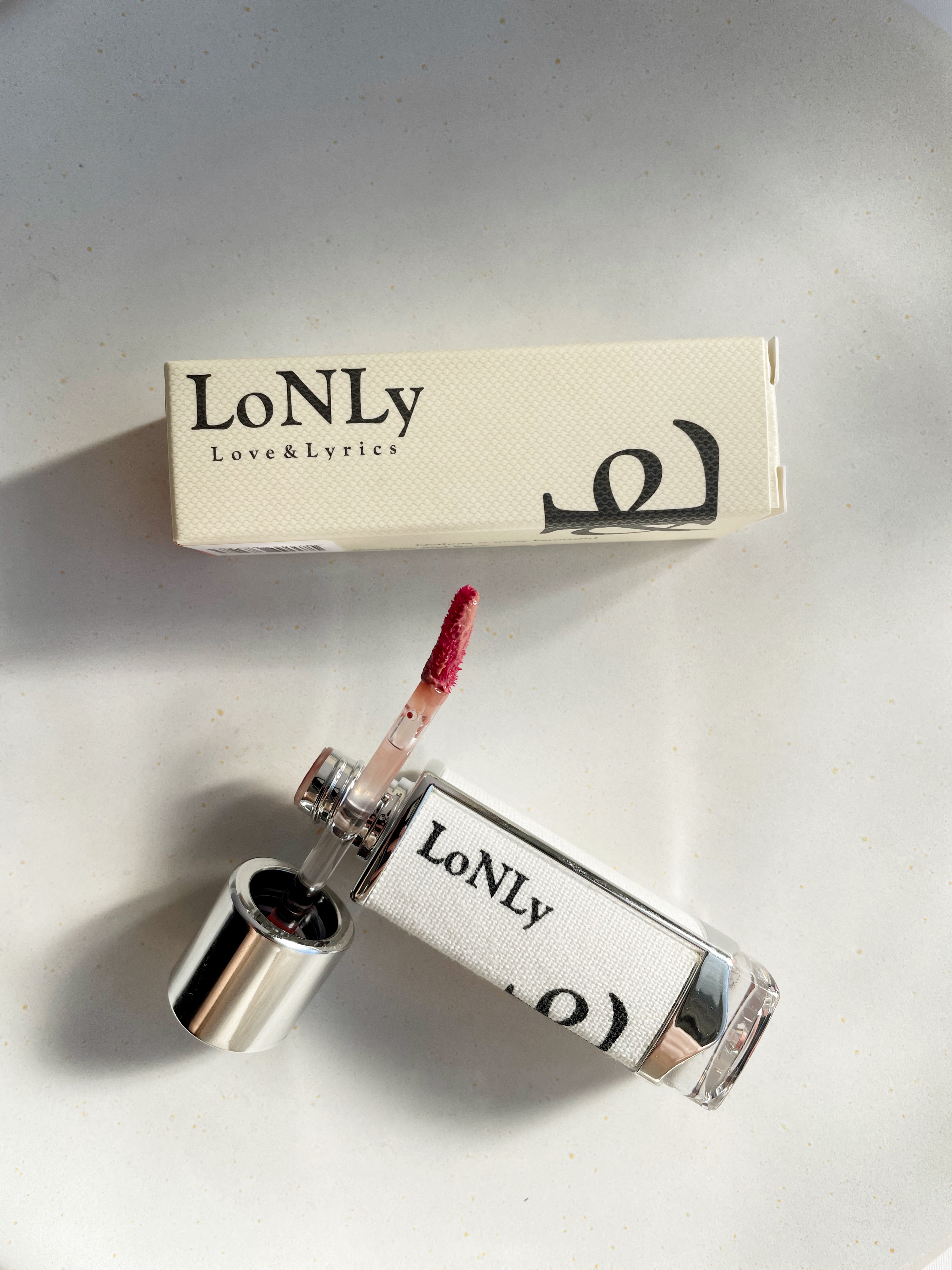 キャンドルライトジュレティント/LoNLy /リップティントを使ったクチコミ（2枚目）