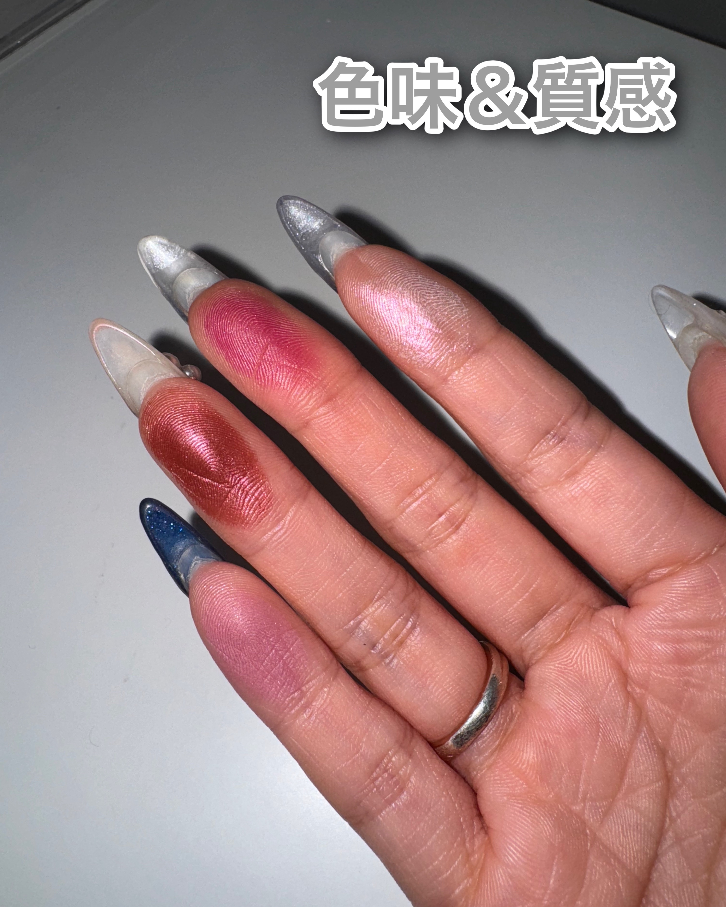 ルージュ アリュール ヴェルヴェット ニュイ ブランシュ/CHANEL/口紅を使ったクチコミ（3枚目）