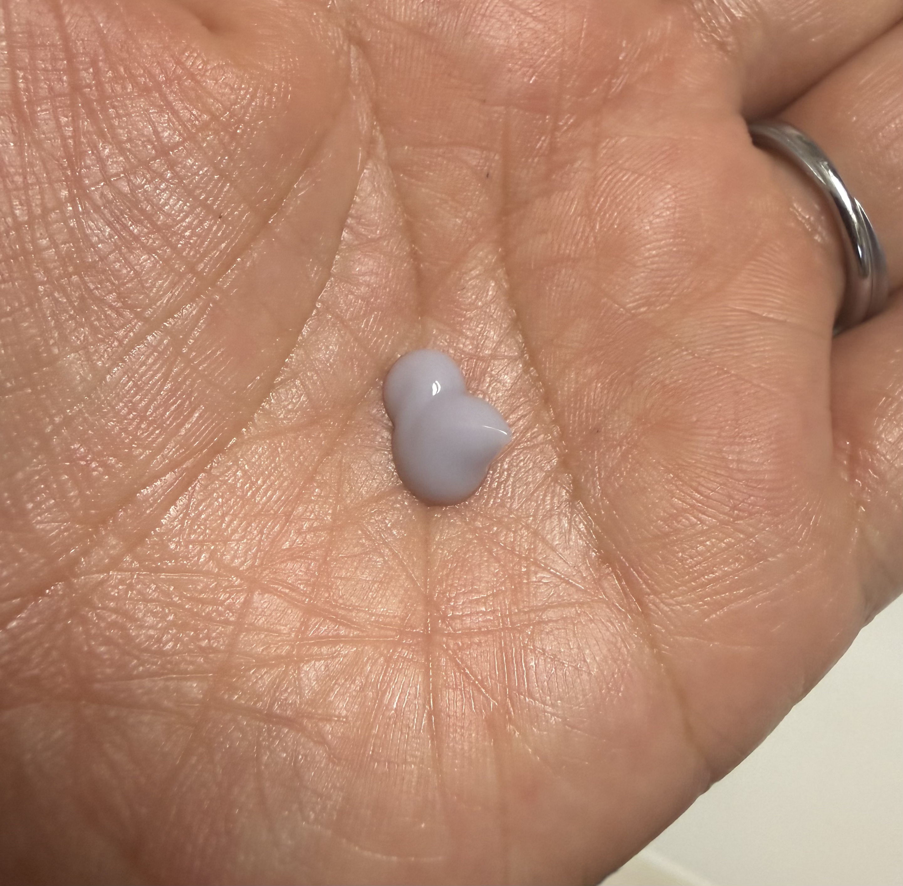 ペプチド ボリューム マスター エッセンス/DR.PEPTI/美容液を使ったクチコミ（2枚目）