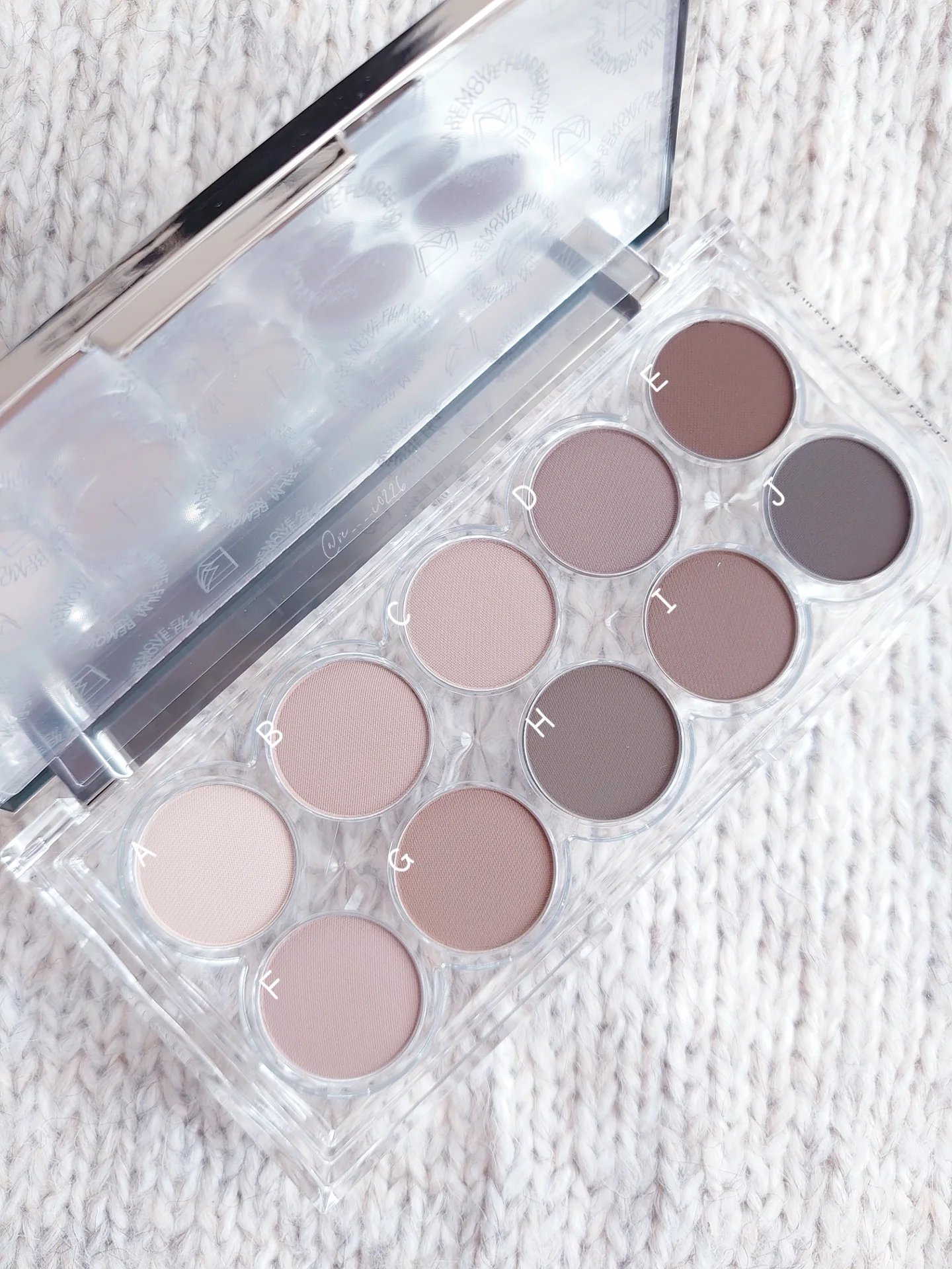 ライトオンアイズシャドウパレット/ルミル/アイシャドウパレットを使ったクチコミ（3枚目）