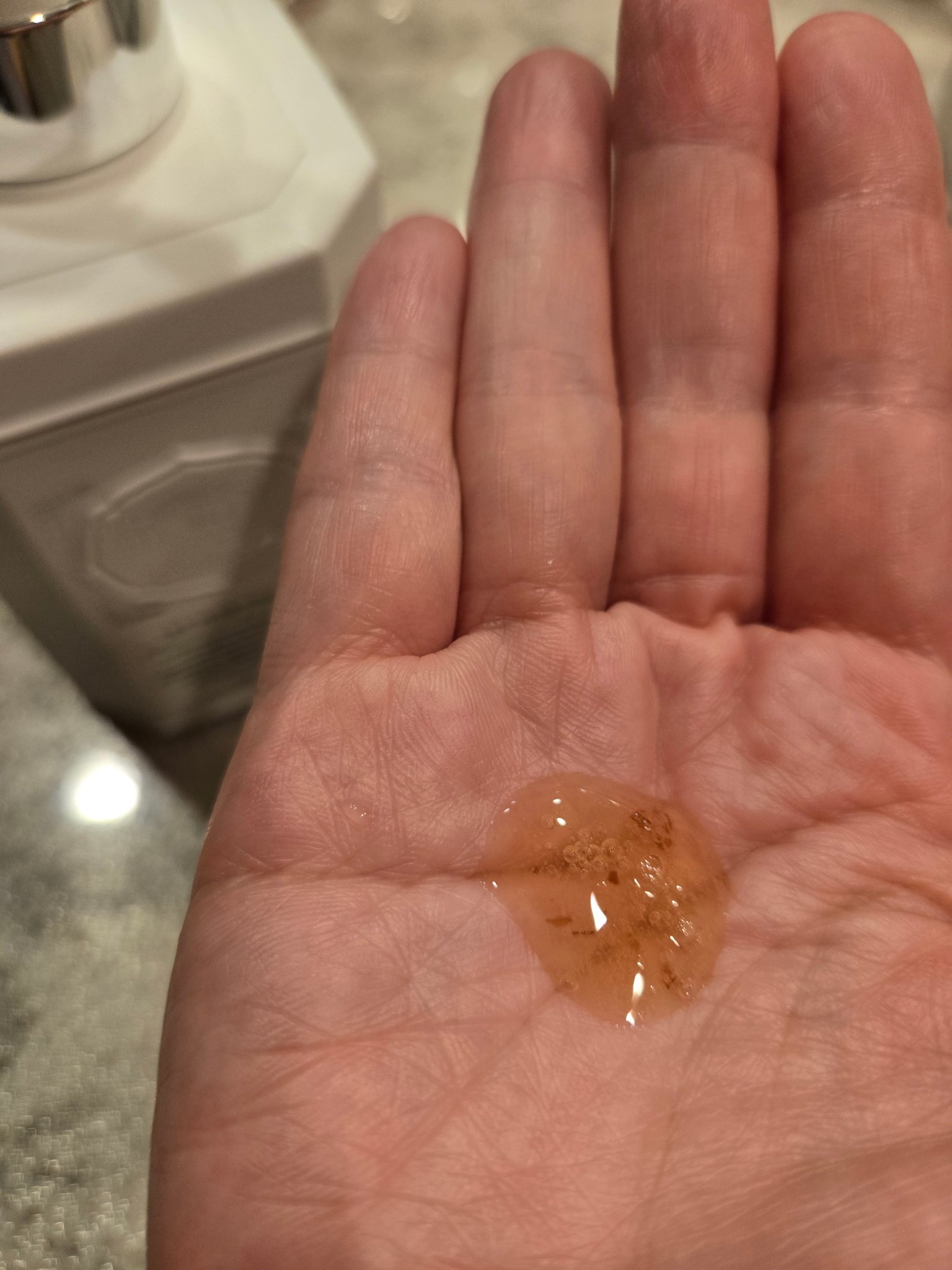 パフュームボディローション リリィムスクホワイトティー/TEABLESS/ボディローションを使ったクチコミ（3枚目）