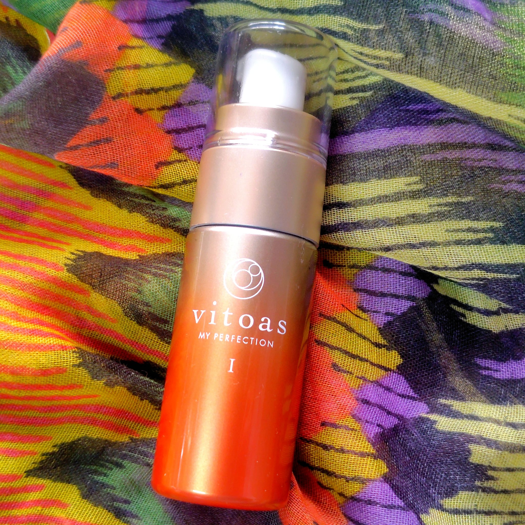 今朝は起きたら、薄っすら雪が積もっていました

雪が、まず降ることが少ないところなので

ウキウキしましたが、お昼過ぎには消えてしまいました

テレビのニュースですごく積もっている所を見ると

多少の憧れもあります❄

vitoas🌿

