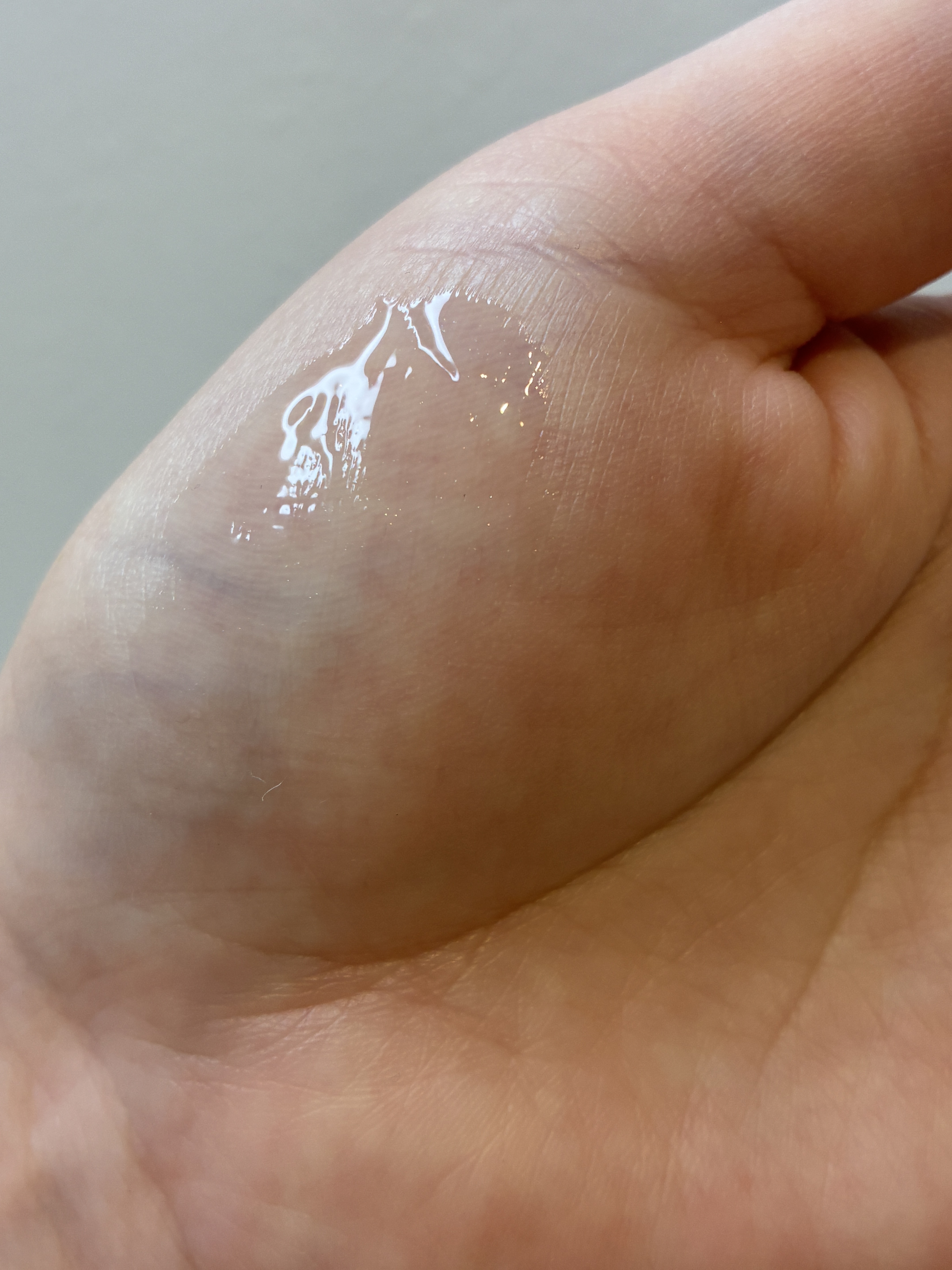 ケイト ジュレリープコンシーラー クリア クリア 月艶/KATE/リキッドコンシーラーを使ったクチコミ（2枚目）