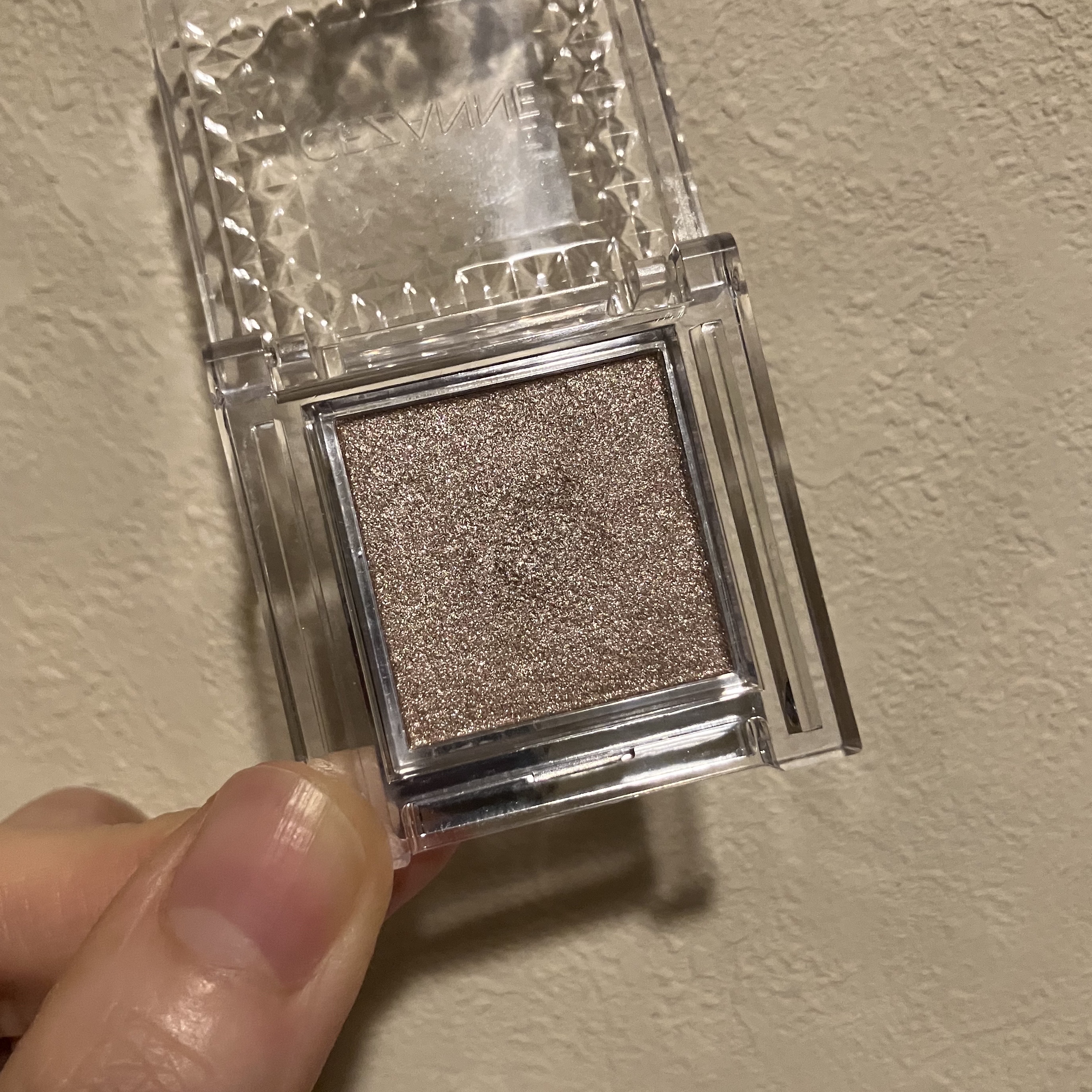 シングルカラーアイシャドウ/CEZANNE/単色アイシャドウを使ったクチコミ（3枚目）