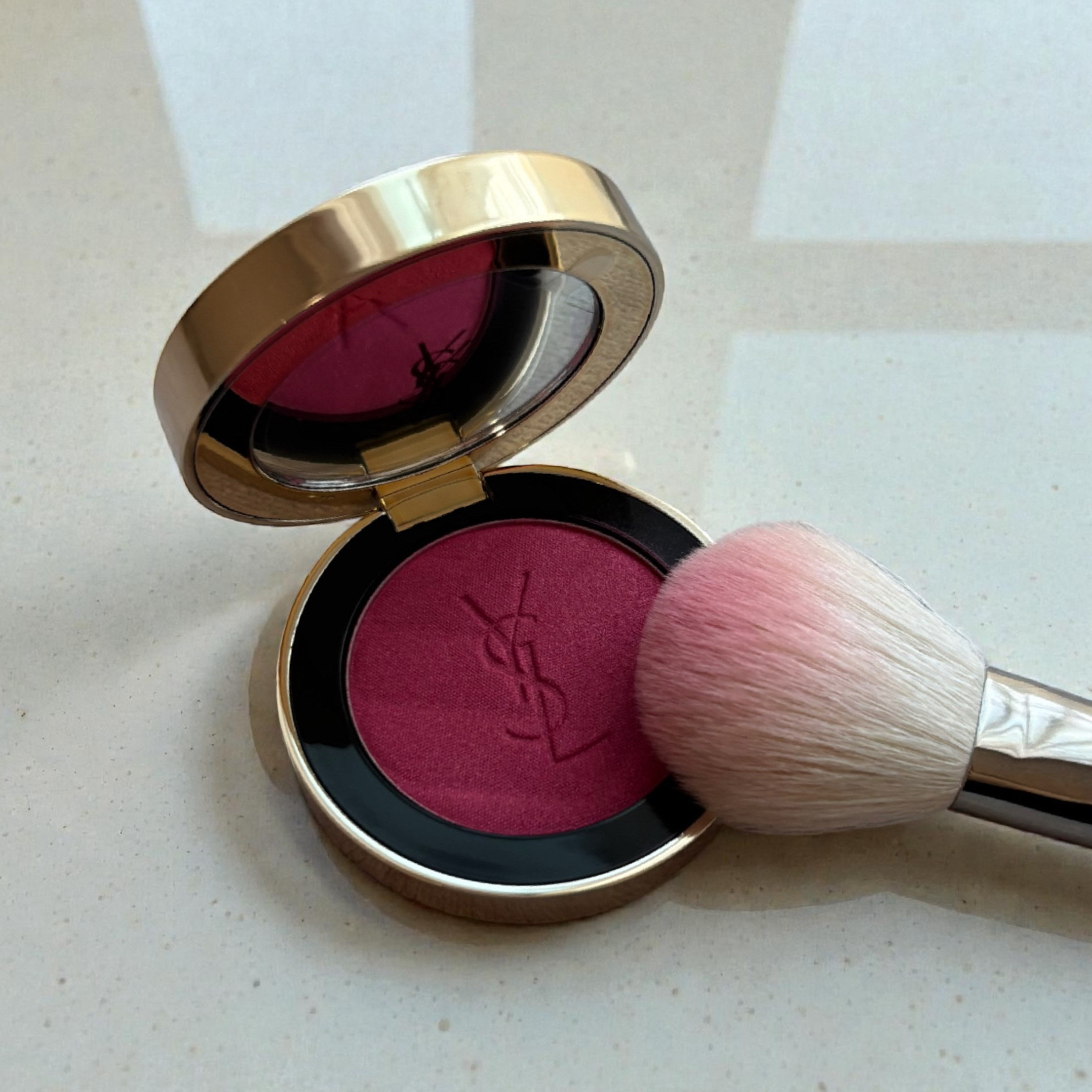 YSL メイクミーブラッシュ パウダー 66 FUCHSIA FIZZ/YVES SAINT LAURENT BEAUTE/パウダーチークを使ったクチコミ（3枚目）