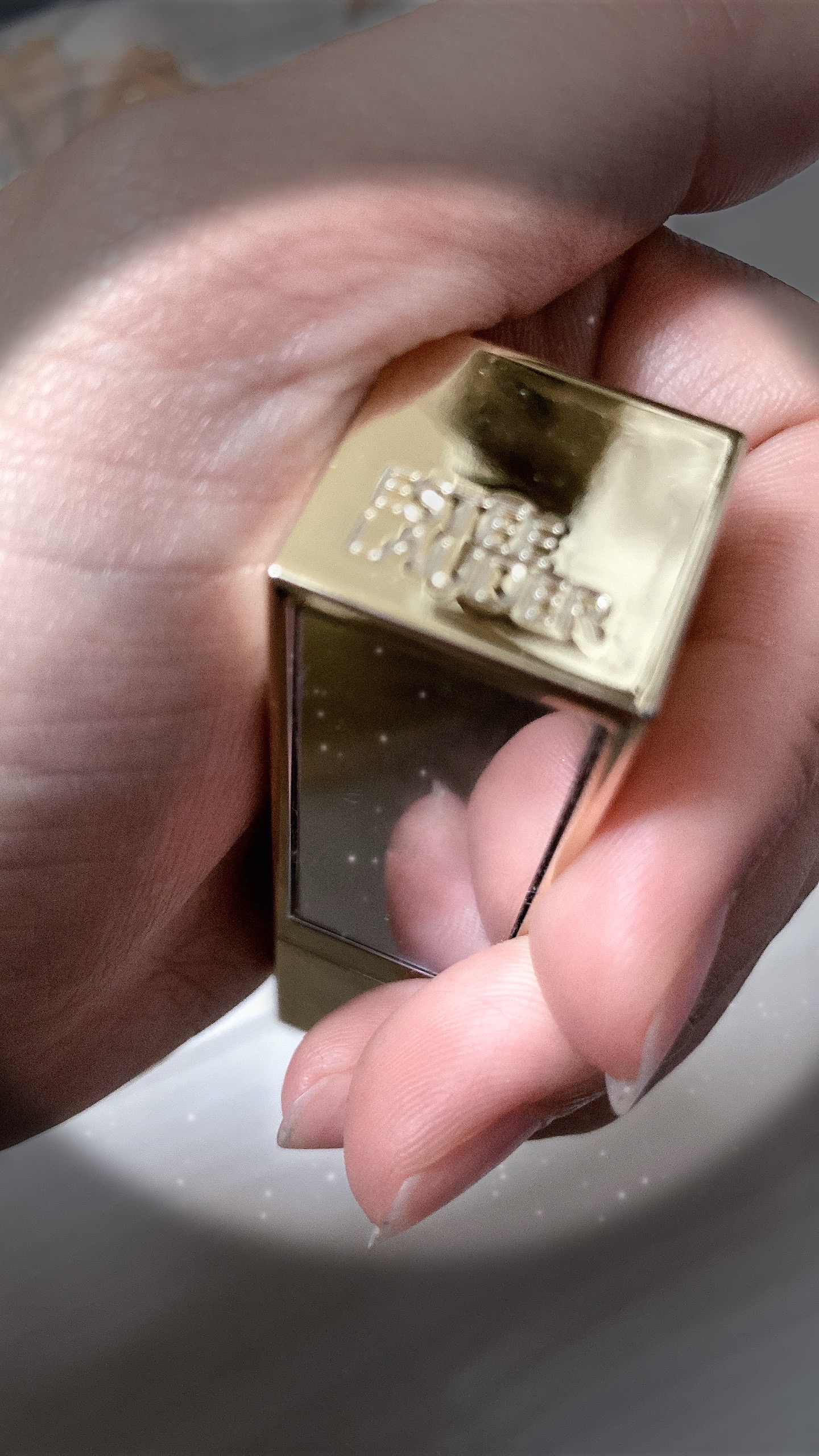 ピュア カラー リップスティック クリーム/ESTEE LAUDER/口紅を使ったクチコミ（1枚目）