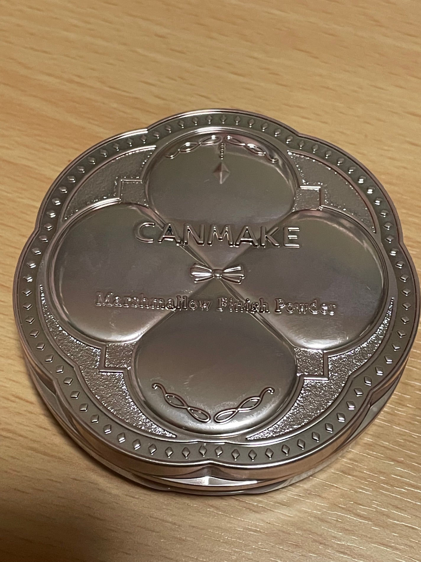 moca on LIPS 「キャンメイクのパウダー塗ると柔らかい雰囲気を出せます滑らかで使..」(1枚目)