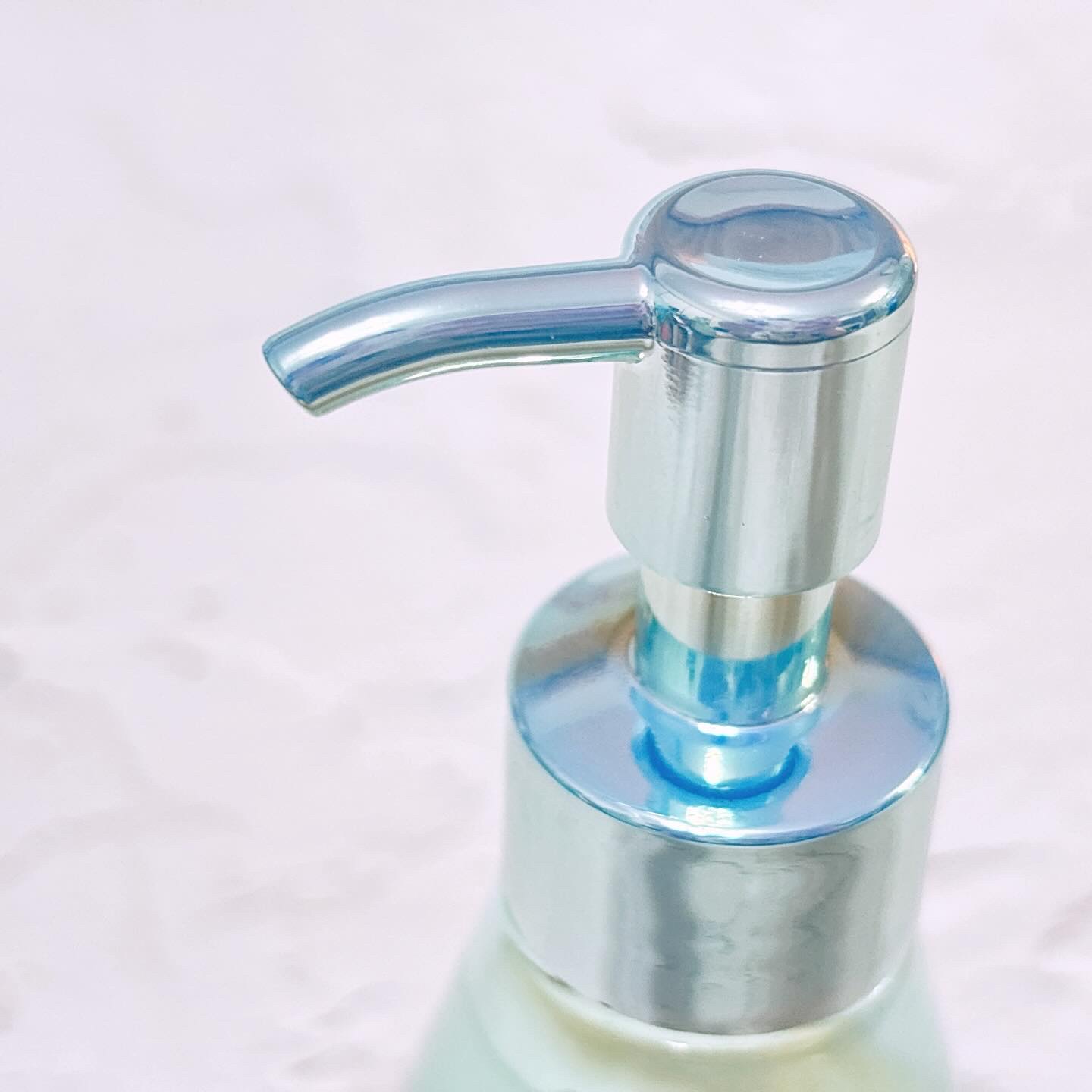 ヒリツ バランスリペアヘアミルク オーロラ/hiritu/ヘアミルクを使ったクチコミ（3枚目）