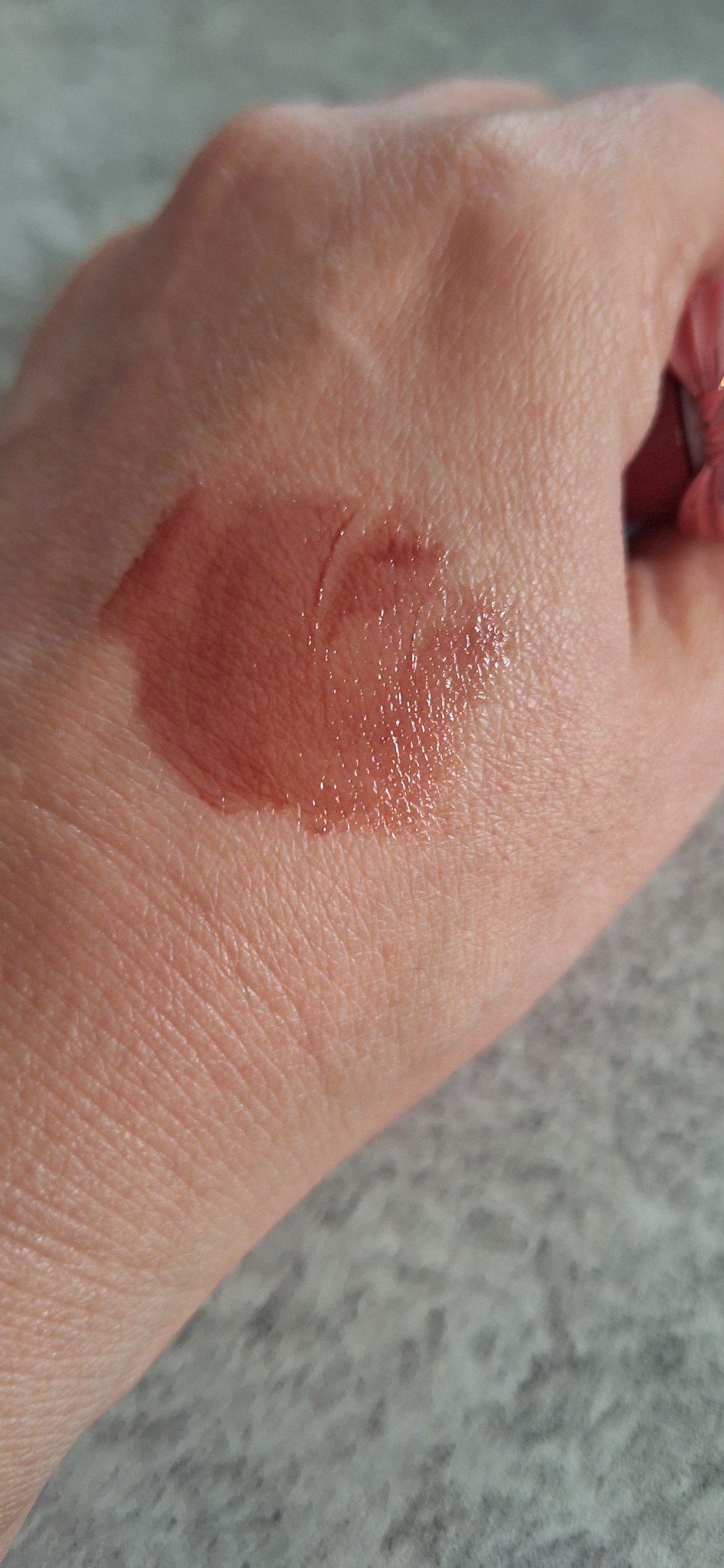 シピシピ　デューイフィルムティント　R/CipiCipi/リップティントを使ったクチコミ（2枚目）