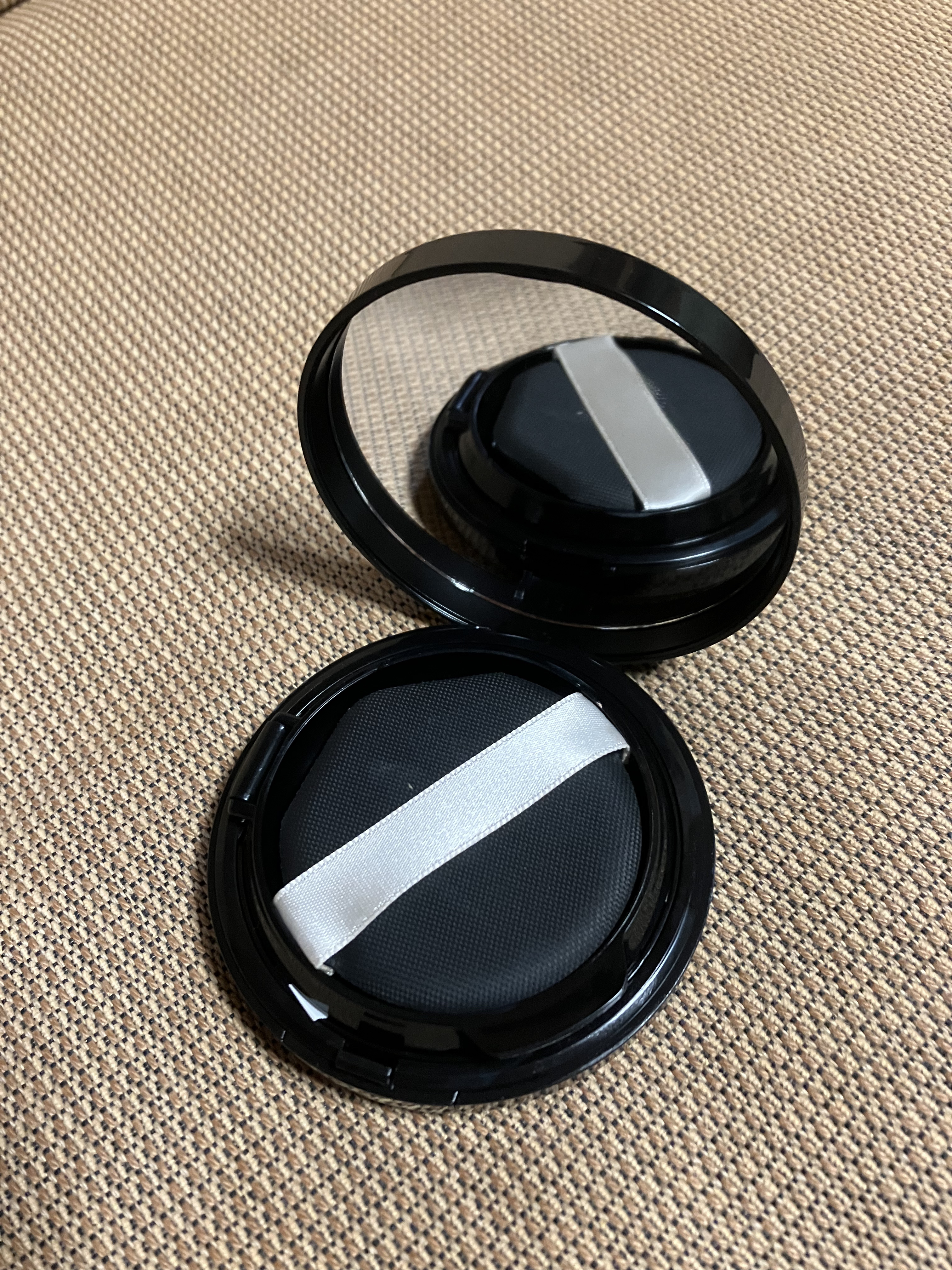 ドラマティックエッセンスクッション グロウ/マキアージュ/クッションファンデーションを使ったクチコミ（2枚目）