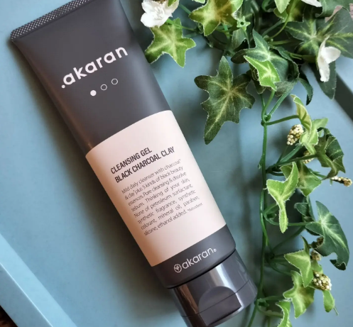 ブラックジェルクレンジング/.akaran/クレンジングジェルを使ったクチコミ（1枚目）