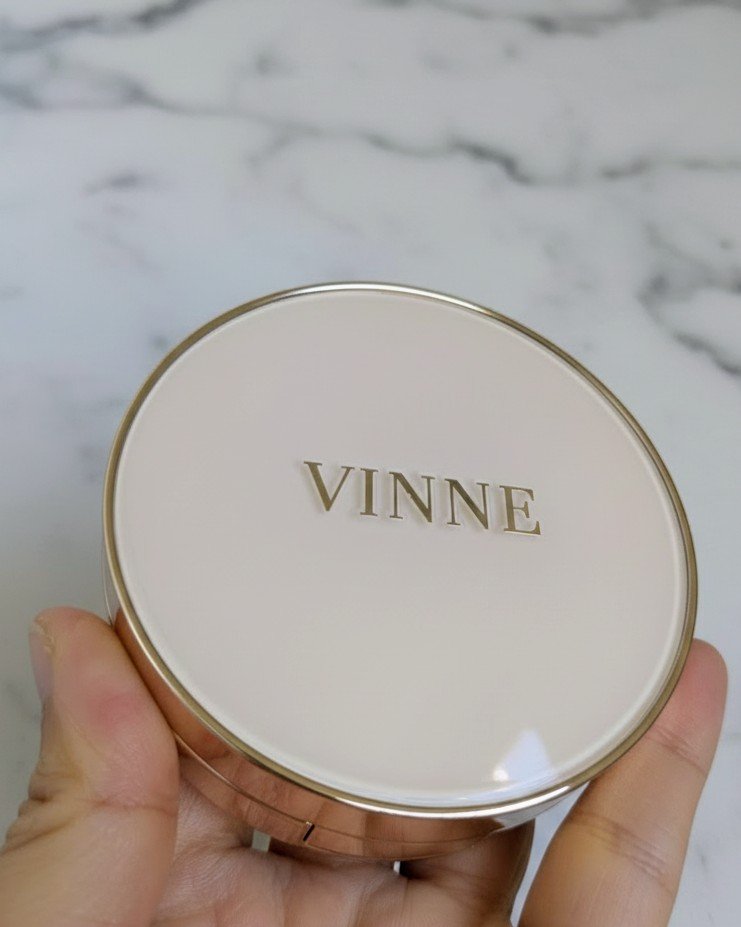 プレステージグロウスキンフィットクッション/VINNE /クッションファンデーションを使ったクチコミ（2枚目）