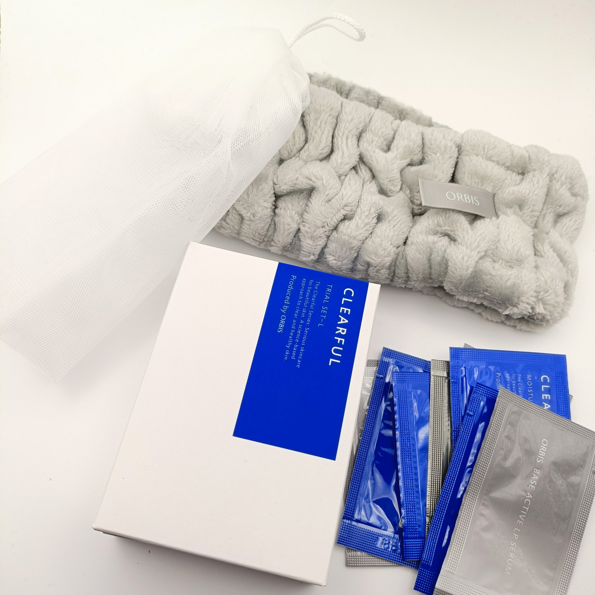 オルビス
クリアフル トライアルセット L

オルビスオンラインショップにて980円で購入。
ふわふわのヘアバンドと泡立てネットつき！
ヘアバンドは高島屋商品企画でふわふわして気持ちよかった✨
サンプルもたくさん入ってて
2週間しっかりお試