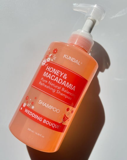 ハニー&マカデミア シャンプー&トリートメント『ウェディングブーケの香り』/KUNDAL/市販シャンプーを使ったクチコミ(2枚目)