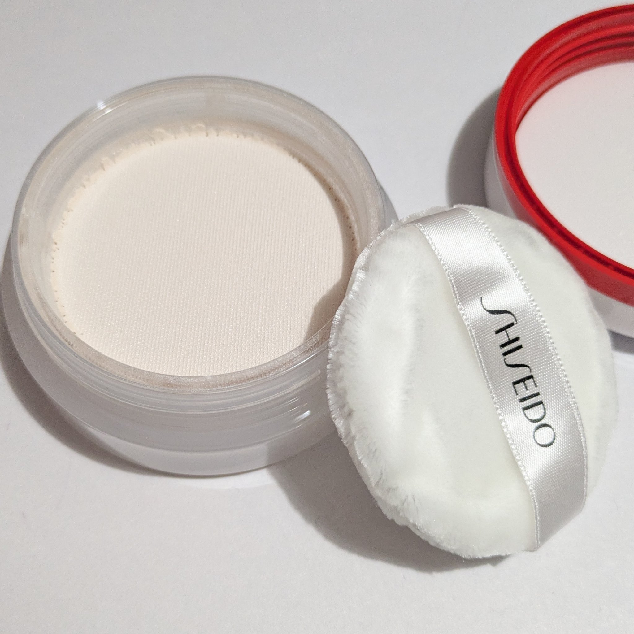 SHISEIDO エッセンス スキンセッティング パウダー/SHISEIDO/ルースパウダーを使ったクチコミ（2枚目）