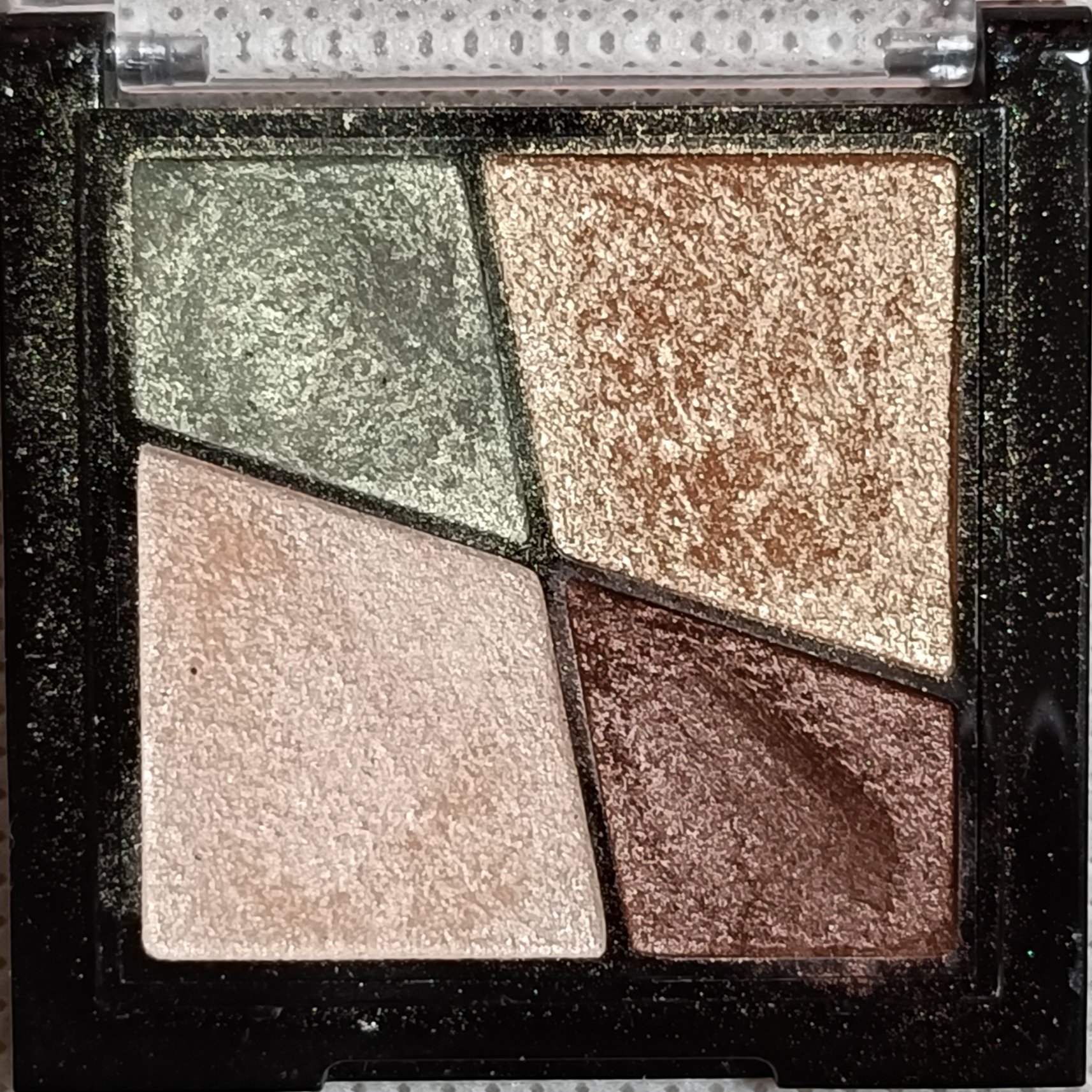 マット＆クリスタルチークス/キャンメイク/パウダーチークを使ったクチコミ（3枚目）