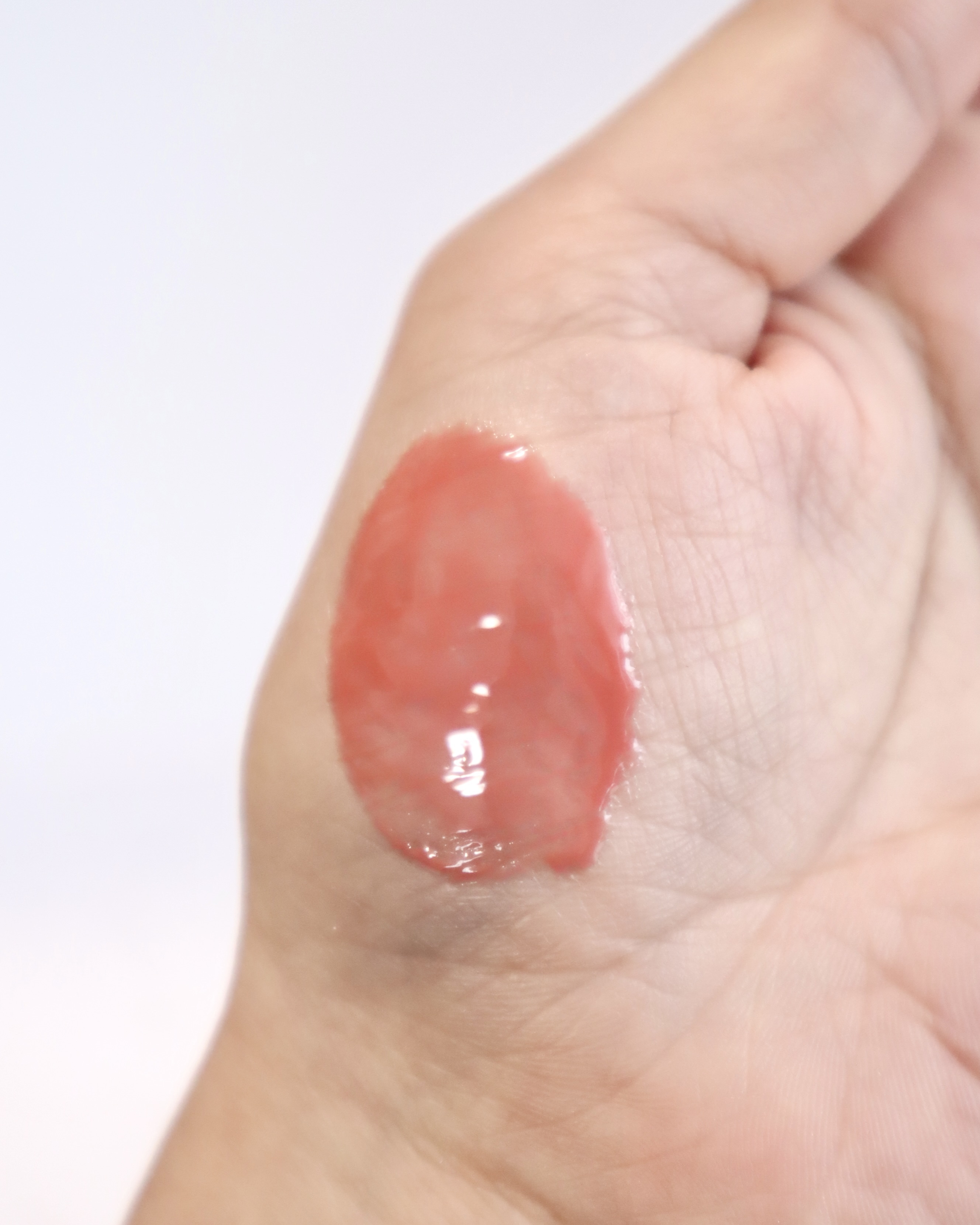 フルーティーリップグローショナー #702 メルツ/Laka/リップグロスを使ったクチコミ（3枚目）