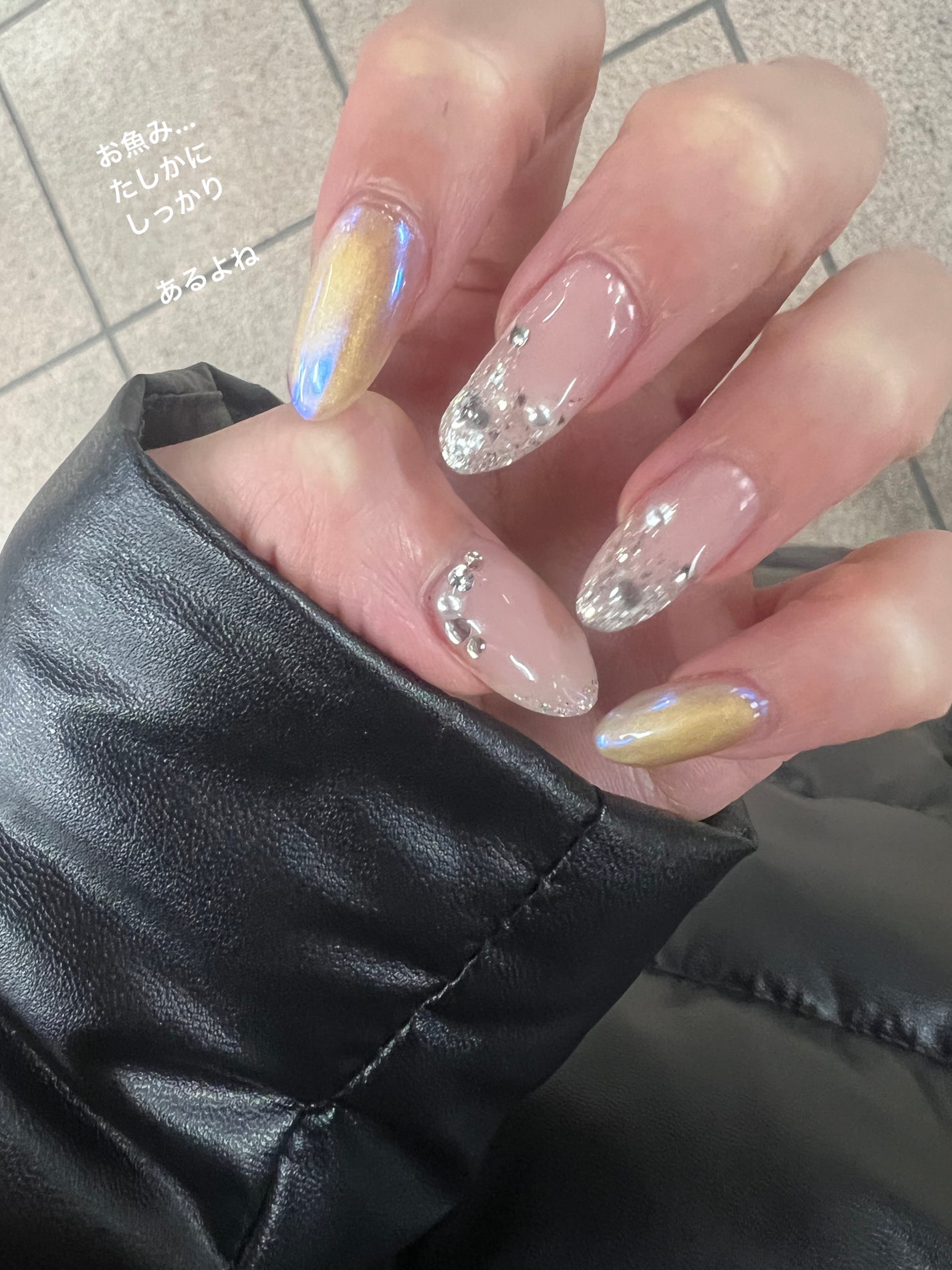 みかっち on LIPS 「#2026年初ネイルはサーモンネイル💅勝手にネーミングしちゃい..」(2枚目)