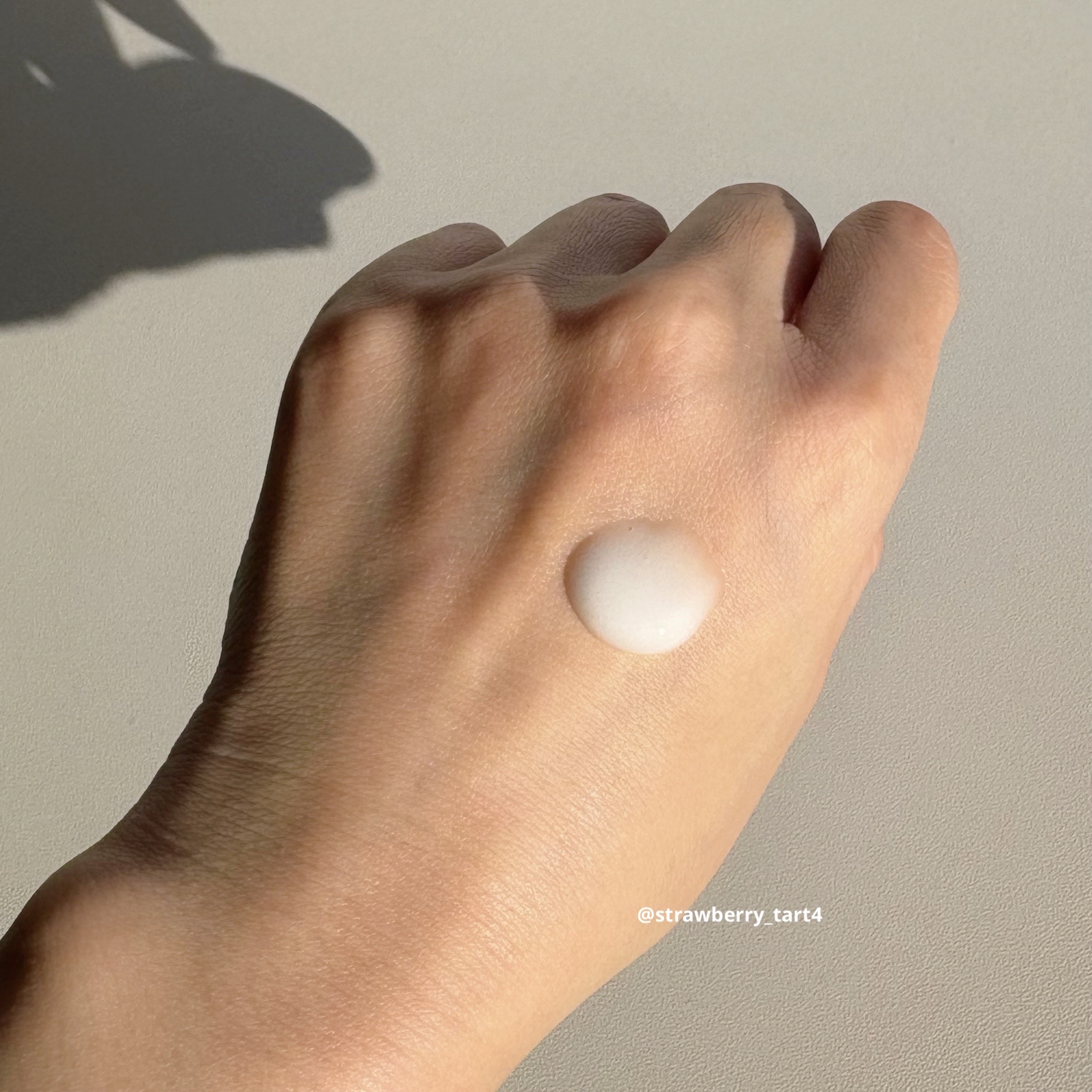 ハイドラクリームアンプル/9Wishes/美容液を使ったクチコミ（2枚目）