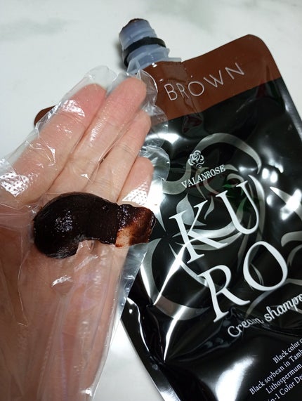 KUROクリームシャンプー/VALANROSE/市販シャンプーを使ったクチコミ(2枚目)
