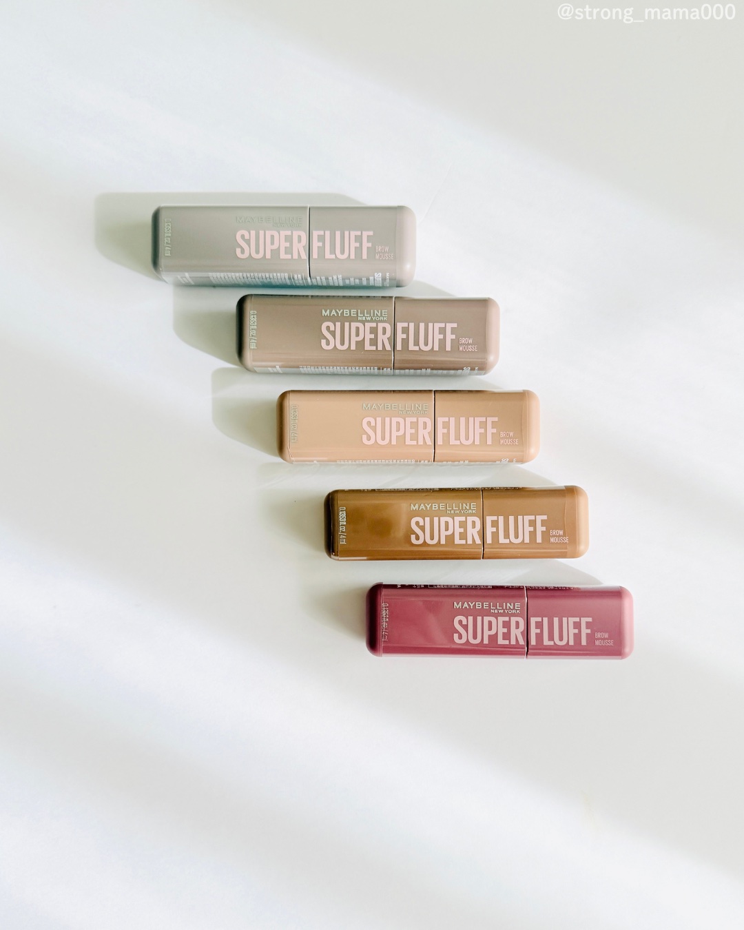 ＳＰ フラッフ ブロウ ムース/MAYBELLINE NEW YORK/眉マスカラを使ったクチコミ（1枚目）