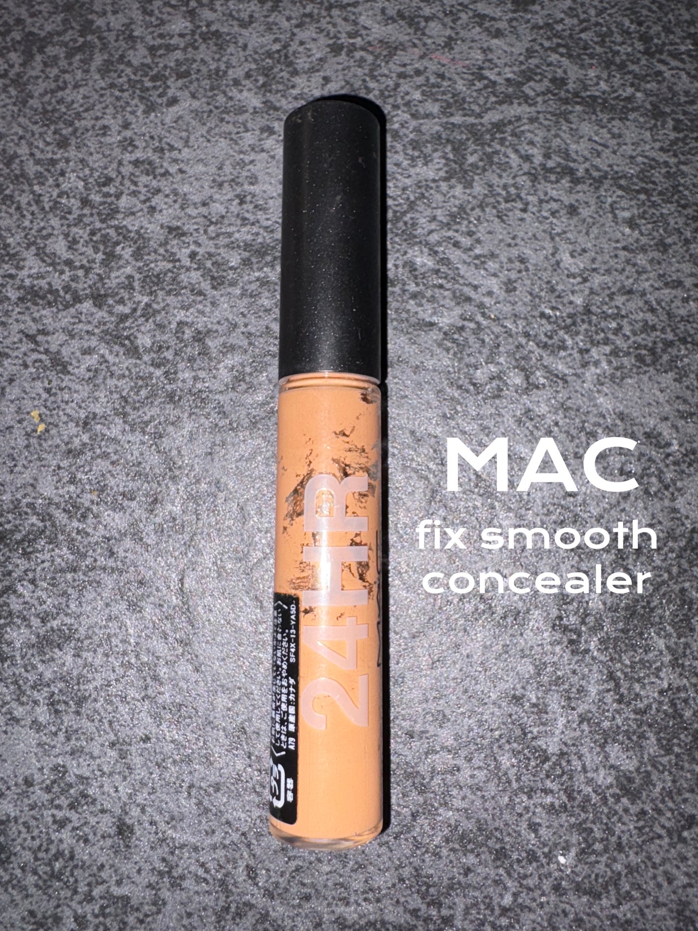 スタジオフィックススムースウェアコンシーラー/M・A・C/リキッドコンシーラーを使ったクチコミ(1枚目)