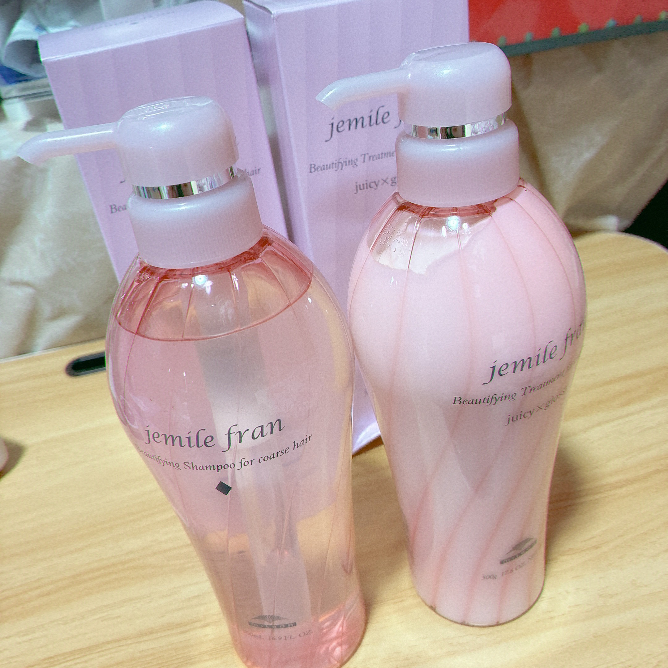 ミルボン ジェミールフラン シャンプー＆トリートメント ダイヤ＆ジューシーグッロシーのクチコミ「ミルボン
ジェミールフラン シャンプー＆トリートメント ダイヤ＆ジューシーグッロシー

毎日使.....」（1枚目）