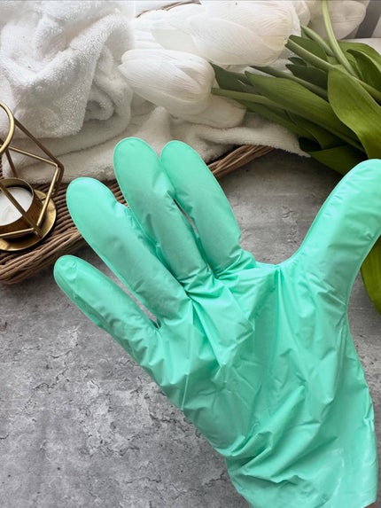 arisya08 on LIPS 「ザキュアエラスティックフィットハンドパック🤍手袋型なので、手..」(3枚目)