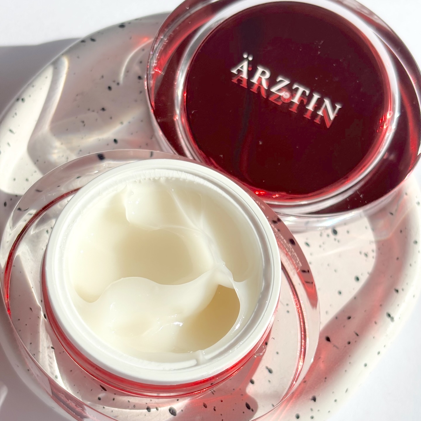 シルククリーム 30ml/エルツティン/美容液を使ったクチコミ（2枚目）