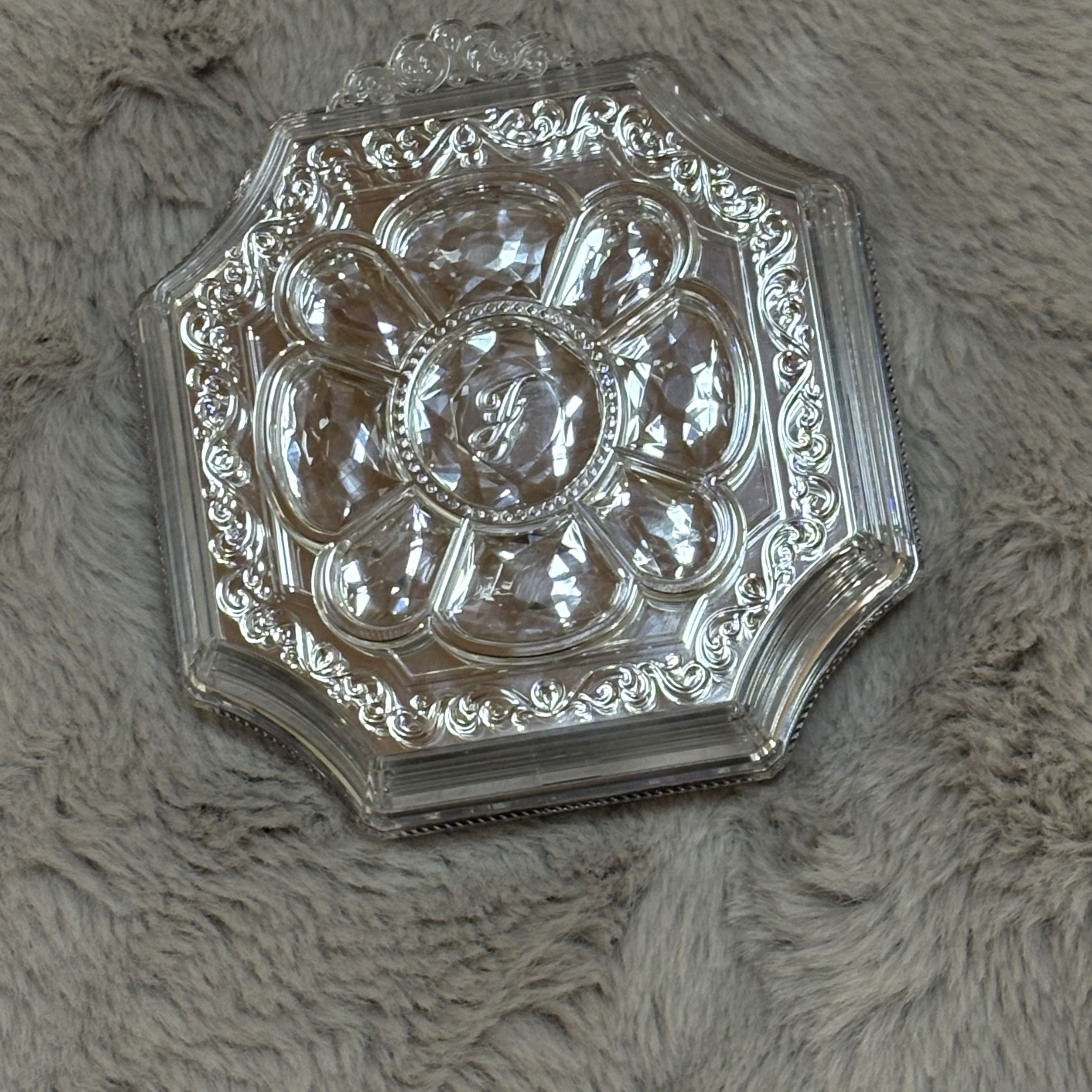 ジルスチュアート　ドレスドブルーム アイズ/JILL STUART/アイシャドウパレットを使ったクチコミ（2枚目）