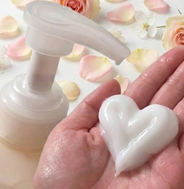 ハニー＆マカデミア シャンプー＆トリートメント『ウェディングブーケの香り』/KUNDAL/市販シャンプーを使ったクチコミ（2枚目）