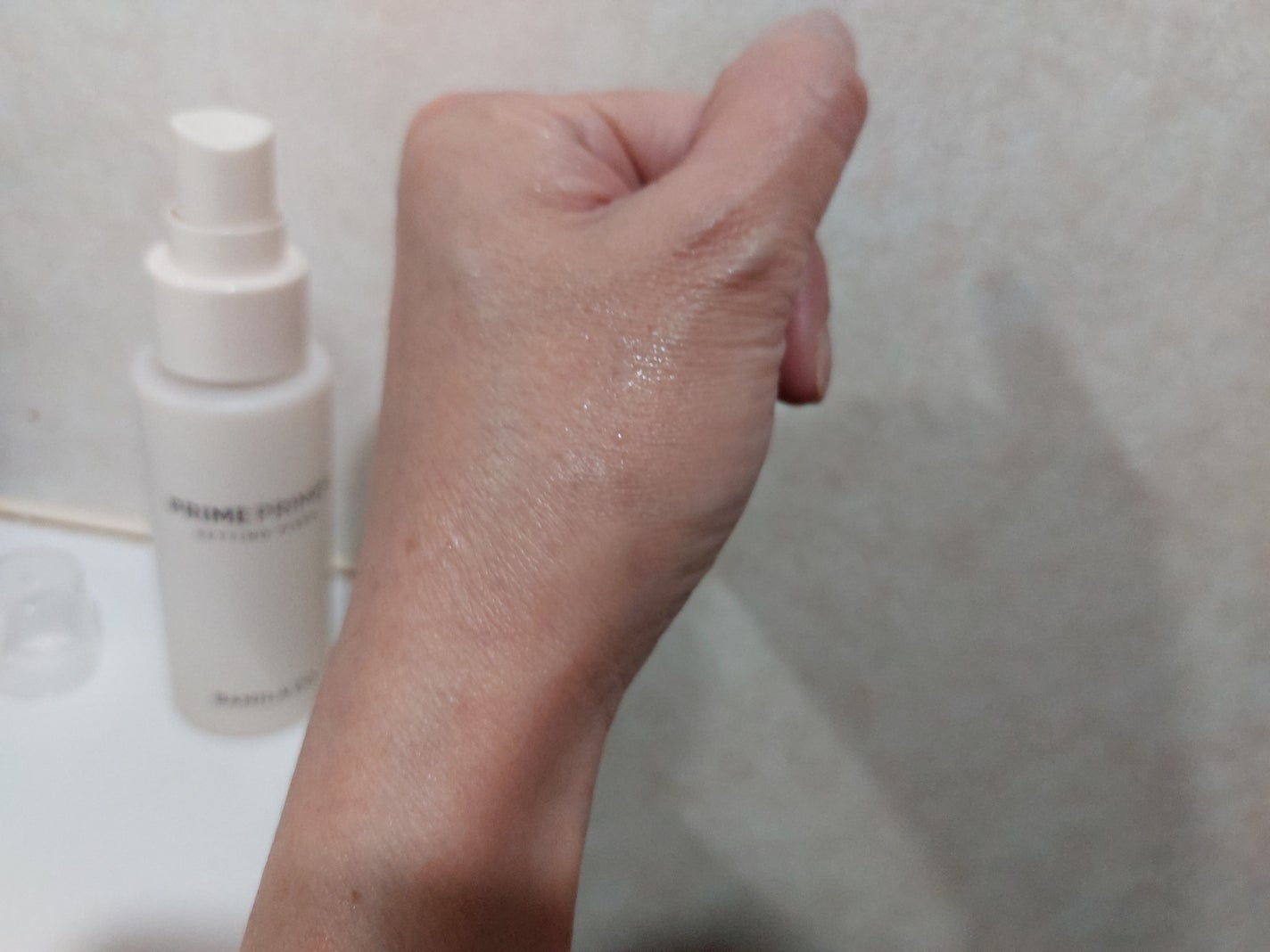 バニラコ プライムプライマー セッティングフィクサー/BANILA CO/フィックスミストを使ったクチコミ(2枚目)