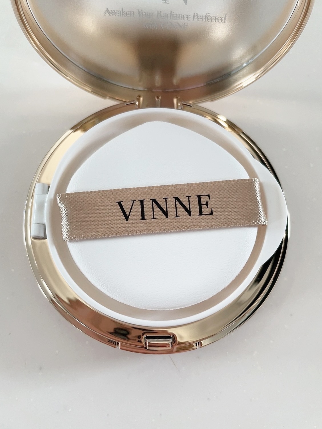 プレステージグロウスキンフィットクッション #23 ナチュラルベージュ/VINNE /クッションファンデーションを使ったクチコミ（3枚目）