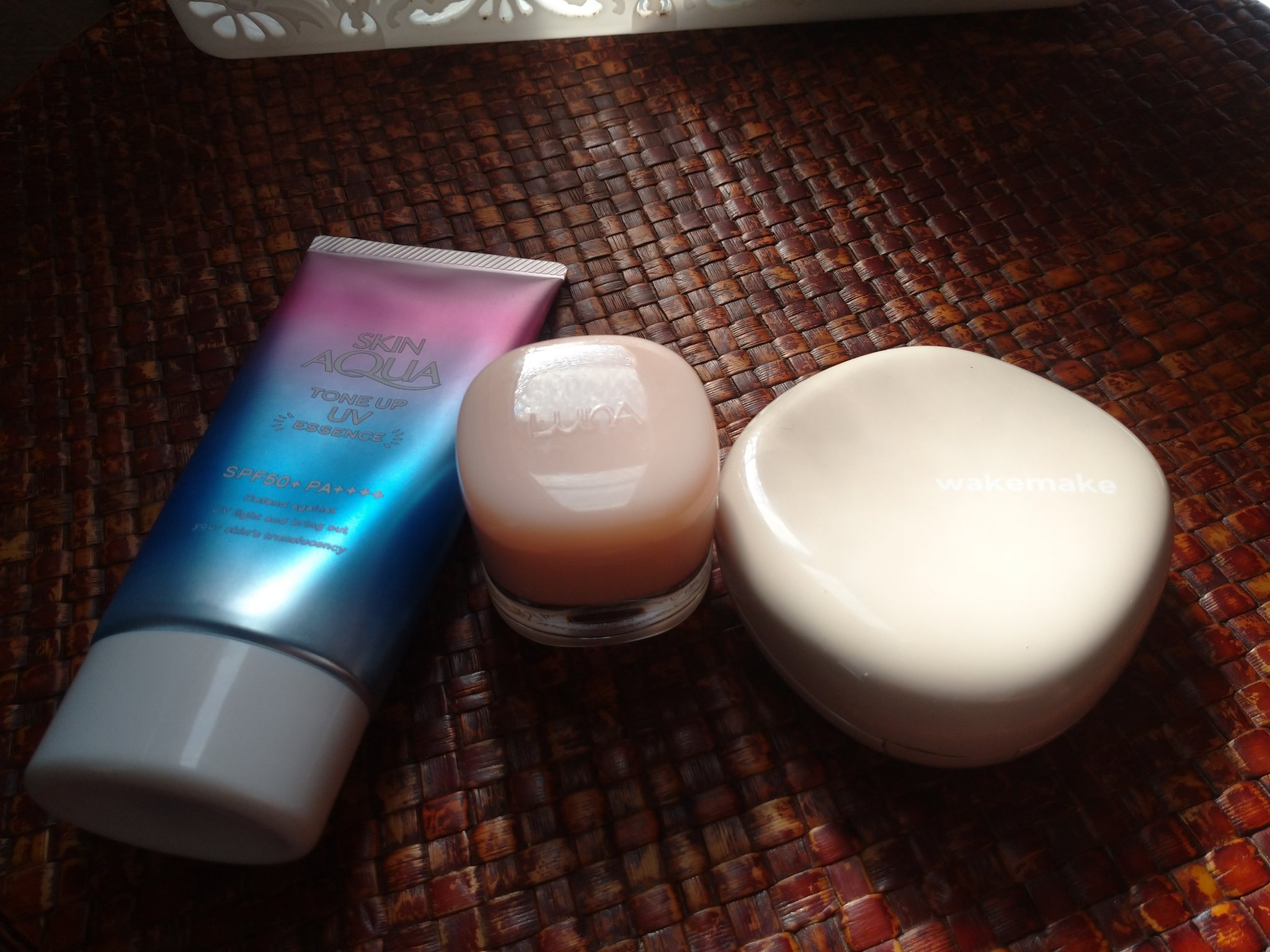 🌷今日のメイク🌷

スキンアクア トーンアップUVエッセンスラベンダー
wakemakeウォーターグロウコーティングバーム01ロージーポーセリン

wakemakeソフトブラーリングアイパレット21.フォールインフィグブラーリング
wa