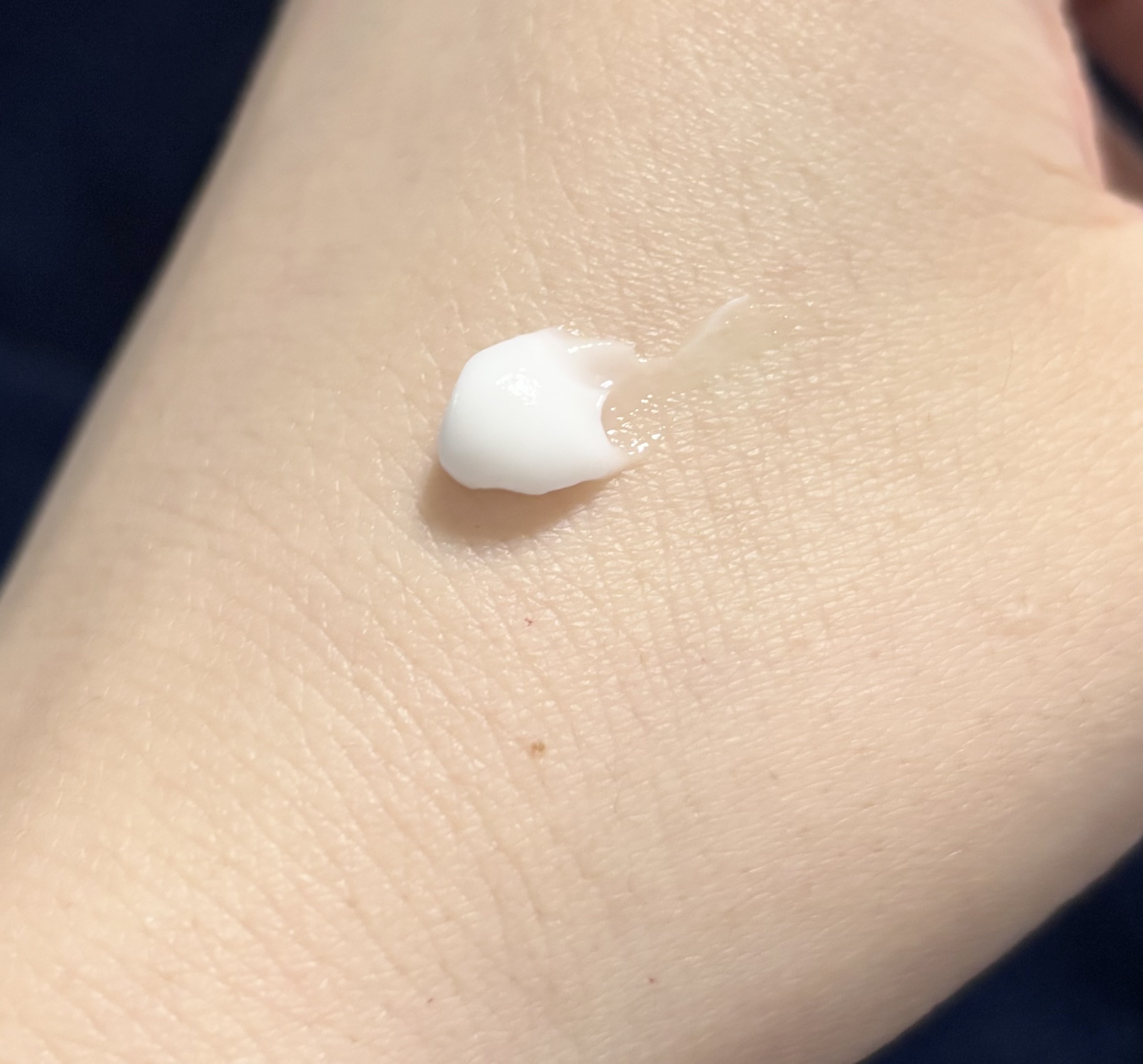 パフュームバターハンドクリーム/odiD/その他を使ったクチコミ（2枚目）