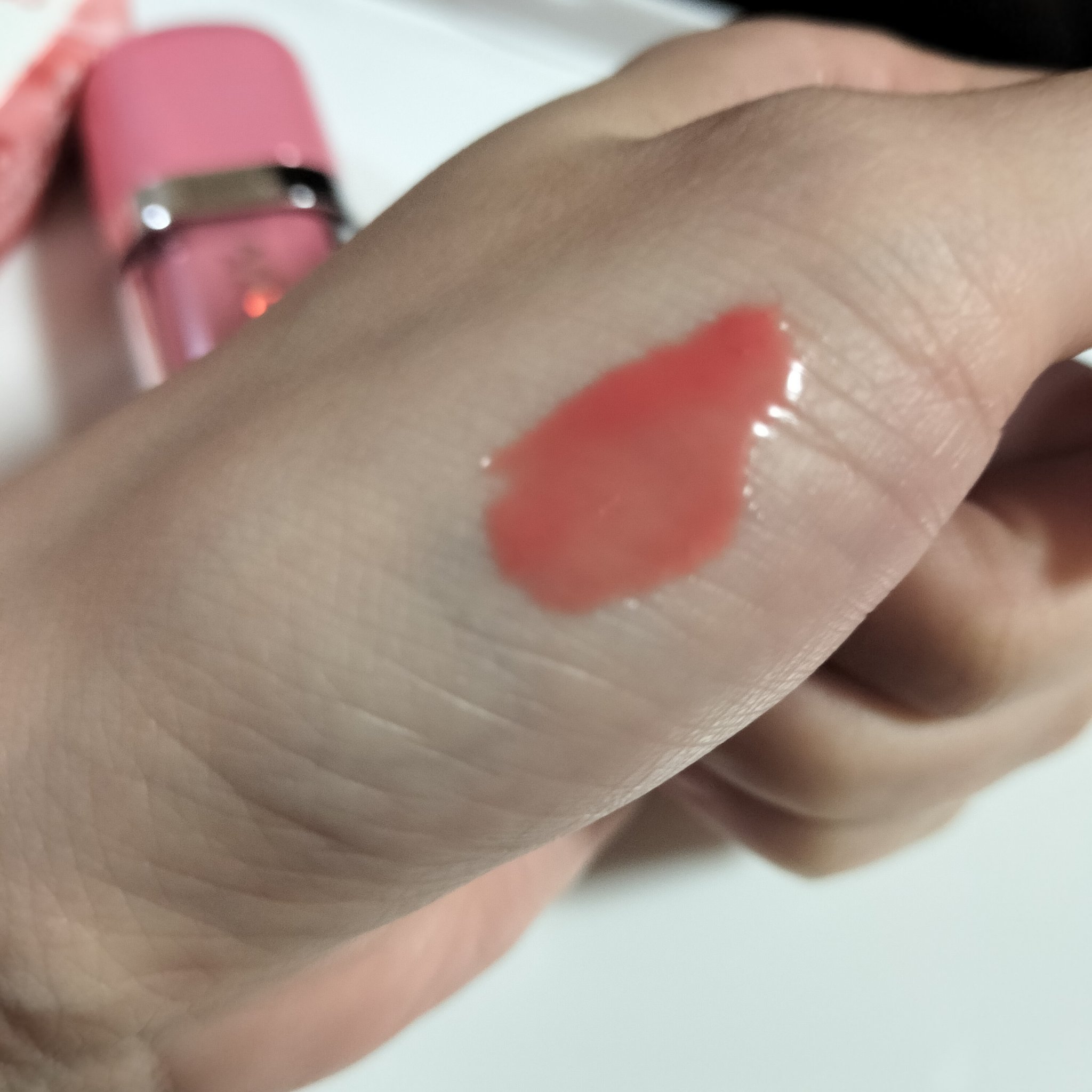 ジェルフィットグロス 05ハニーモモグロス/AMUSE/リップグロスを使ったクチコミ（2枚目）