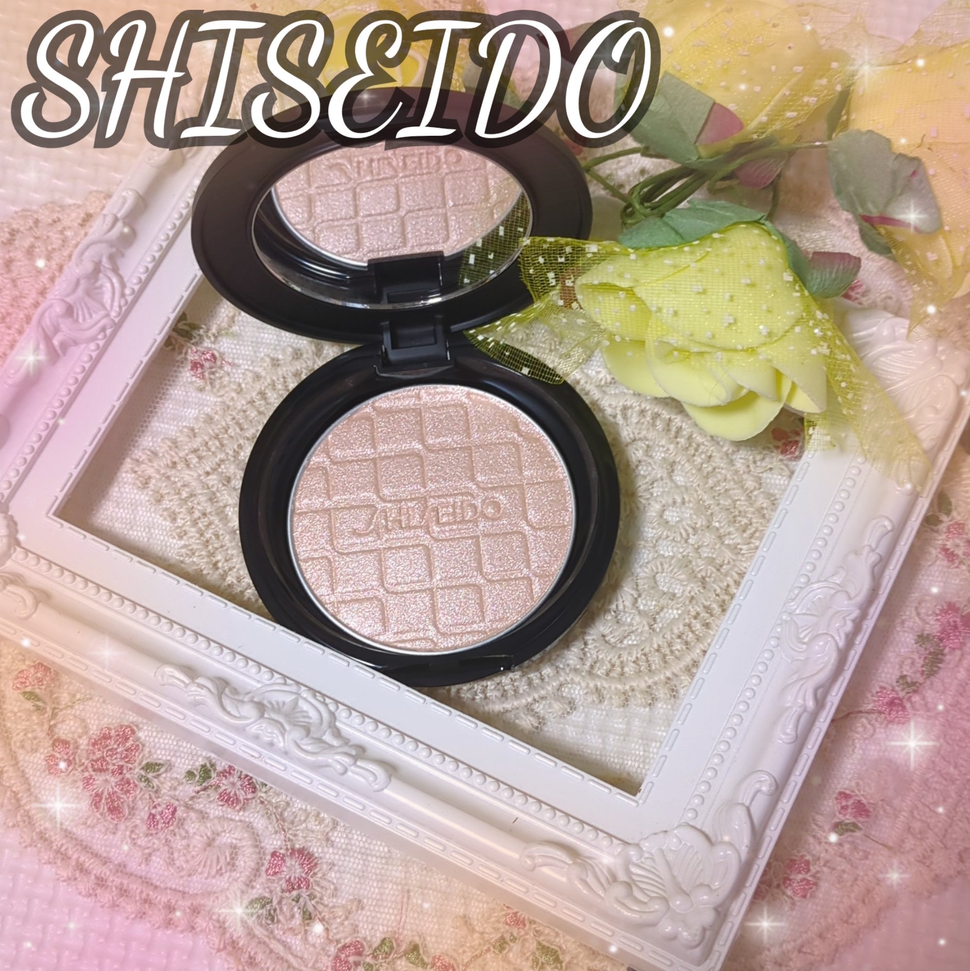 ✔SHISEIDO
✔オーラデュウ プリズム イルミネーター
✔01

☆一瞬でつややかな輝きのオーラを演出する「オーラデュウ プリズム イルミネーター」
フェースカラーとしてもアイシャドウとしても使用可能なパウダーは、超微細発光パールをリ