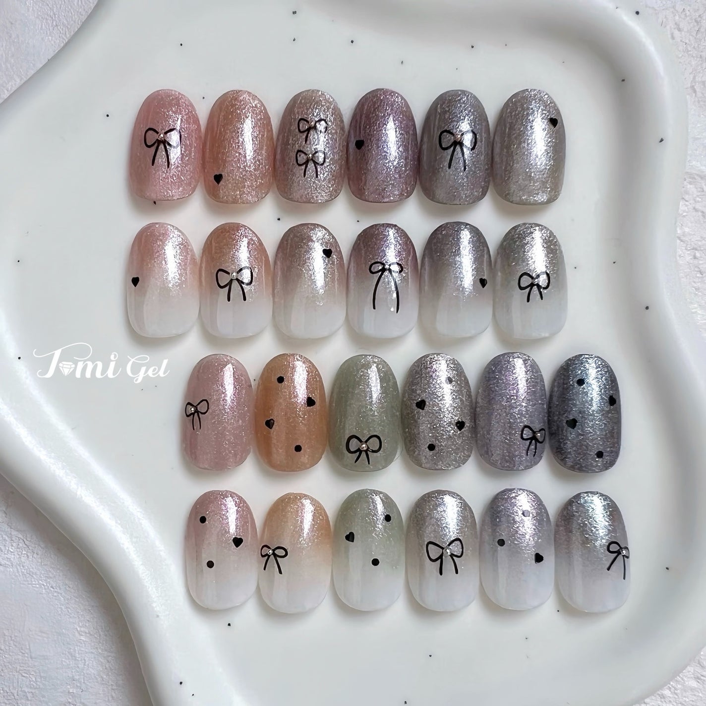 naomi on LIPS 「@tominail.japan1/15まで廃盤カラーSALE📣..」(1枚目)